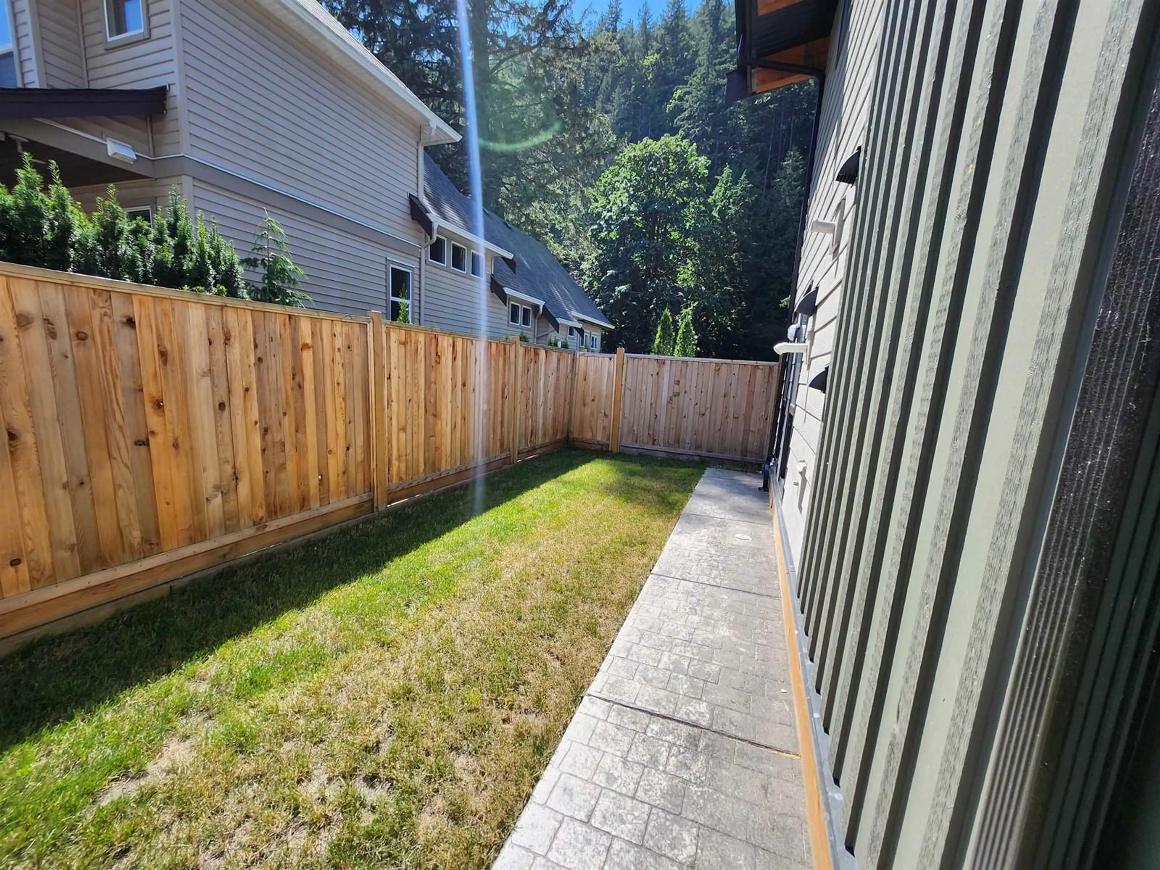 Patio, street for 5 - 798 HOT SPRINGS ROAD, Harrison Hot Springs British Columbia V0M1K0