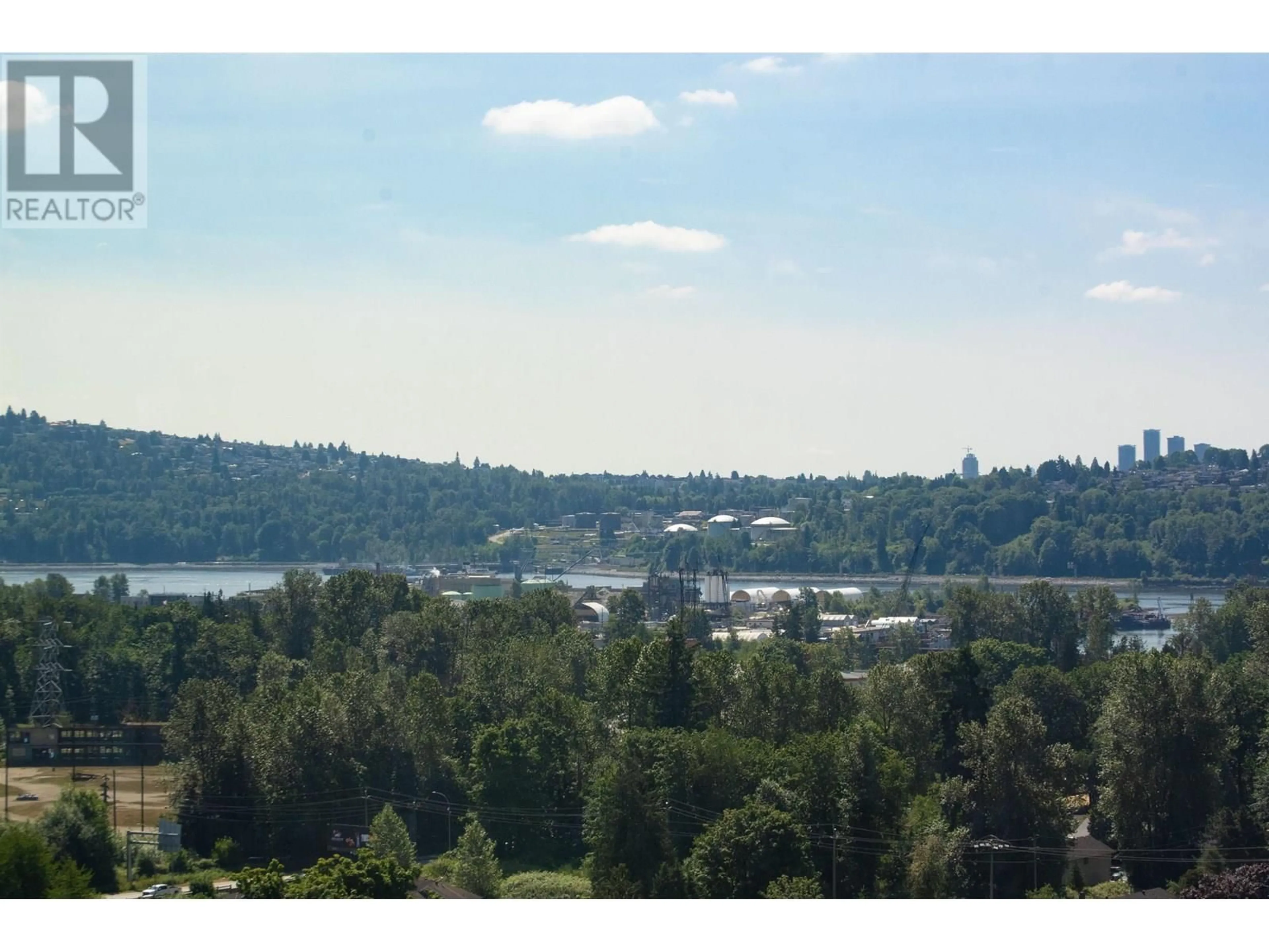 Blurry image for 1807 - 1500 FERN STREET, North Vancouver British Columbia V7J0E6
