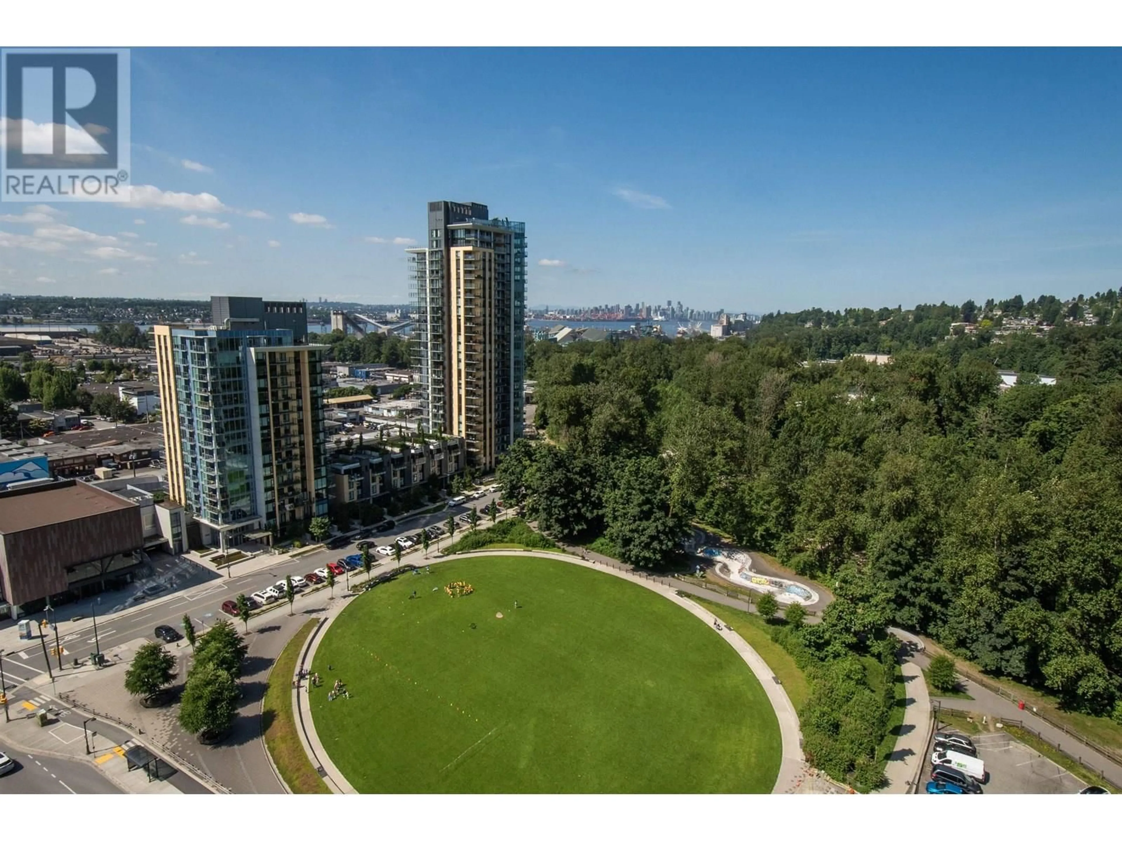A pic from outside/outdoor area/front of a property/back of a property/a pic from drone, city buildings view from balcony for 1807 - 1500 FERN STREET, North Vancouver British Columbia V7J0E6