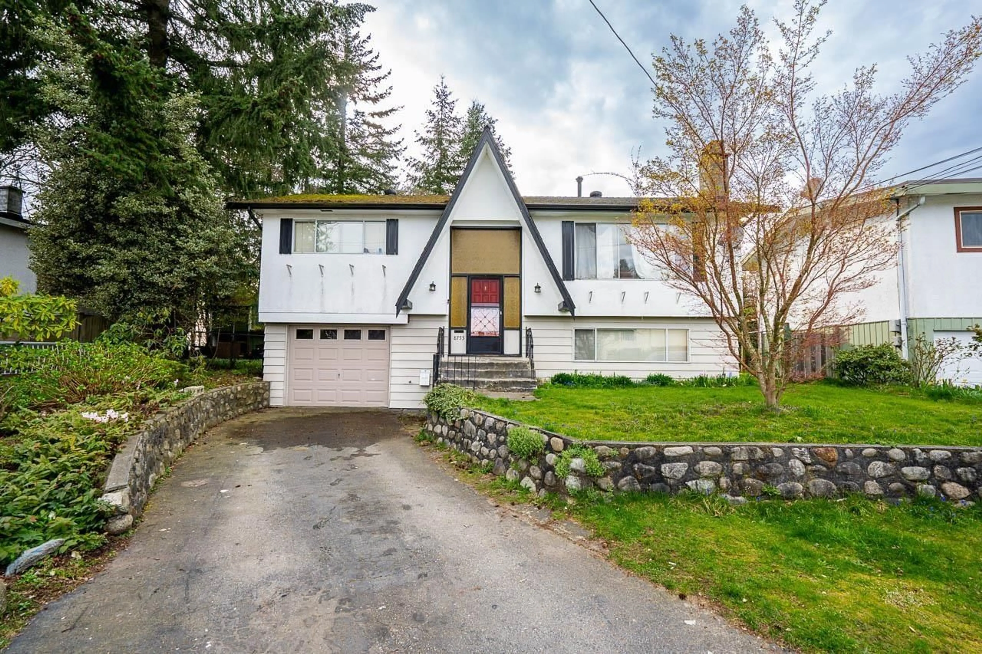 Home with vinyl exterior material, street for 8753 116A, Delta British Columbia V4C5Z7