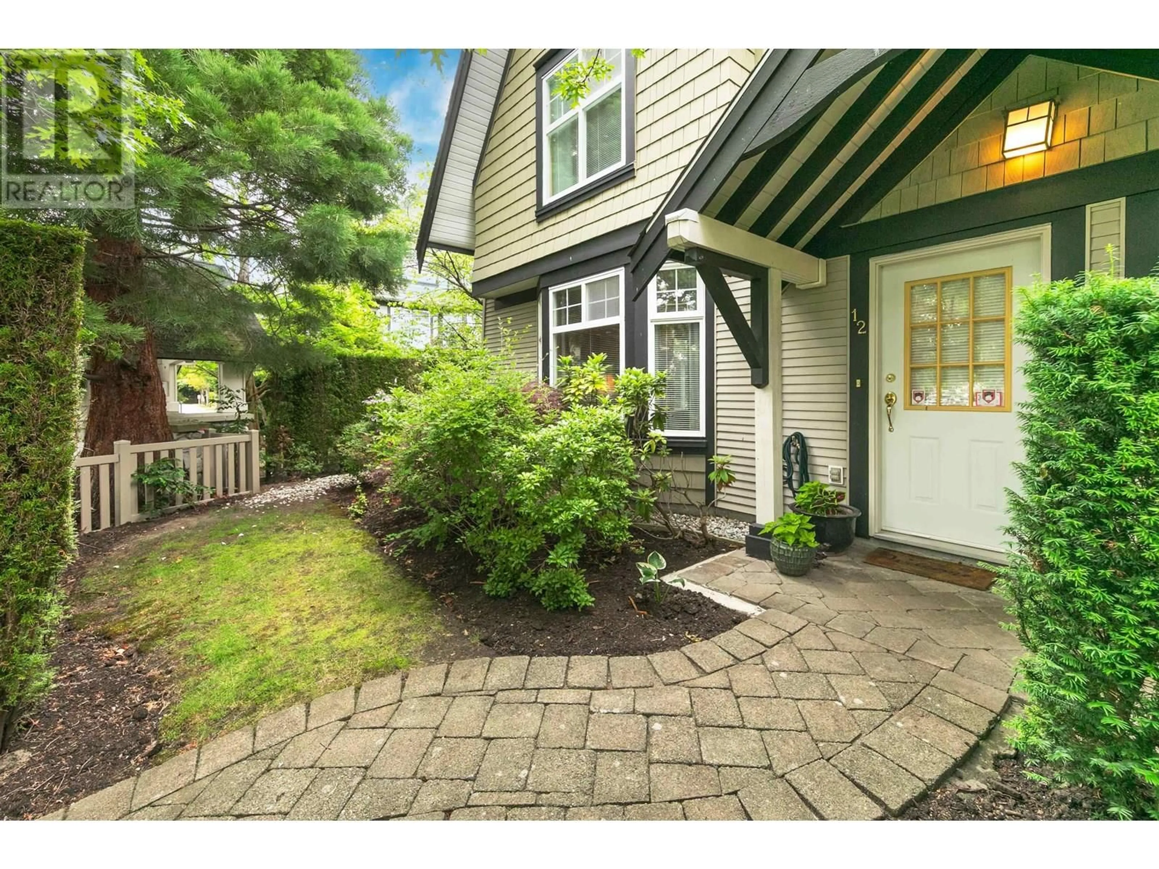 Unknown for 12 - 6888 ROBSON DRIVE, Richmond British Columbia V7C5T6