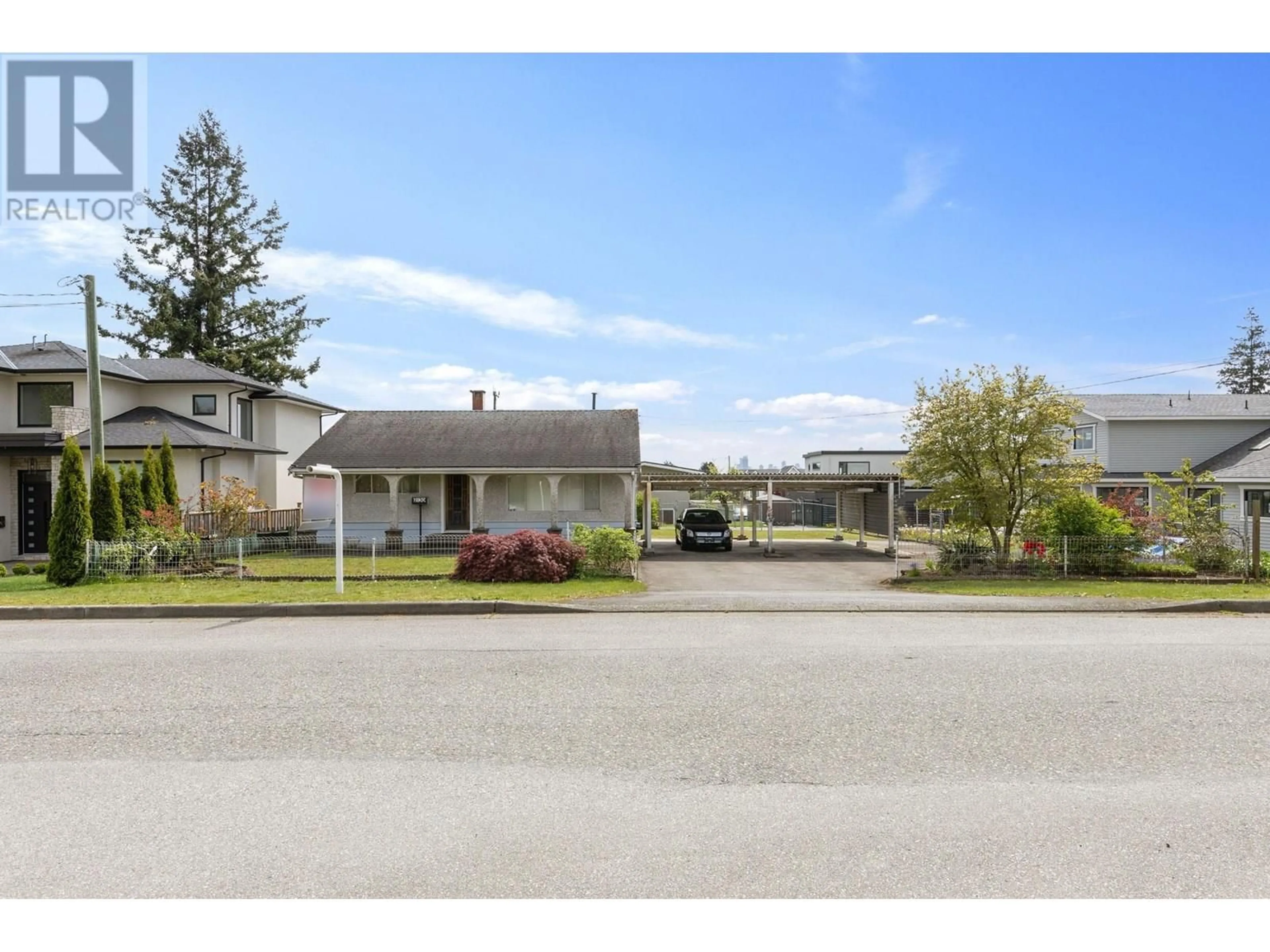 A pic from outside/outdoor area/front of a property/back of a property/a pic from drone, street for 2130 CRAIGEN AVENUE, Coquitlam British Columbia V3K1W6