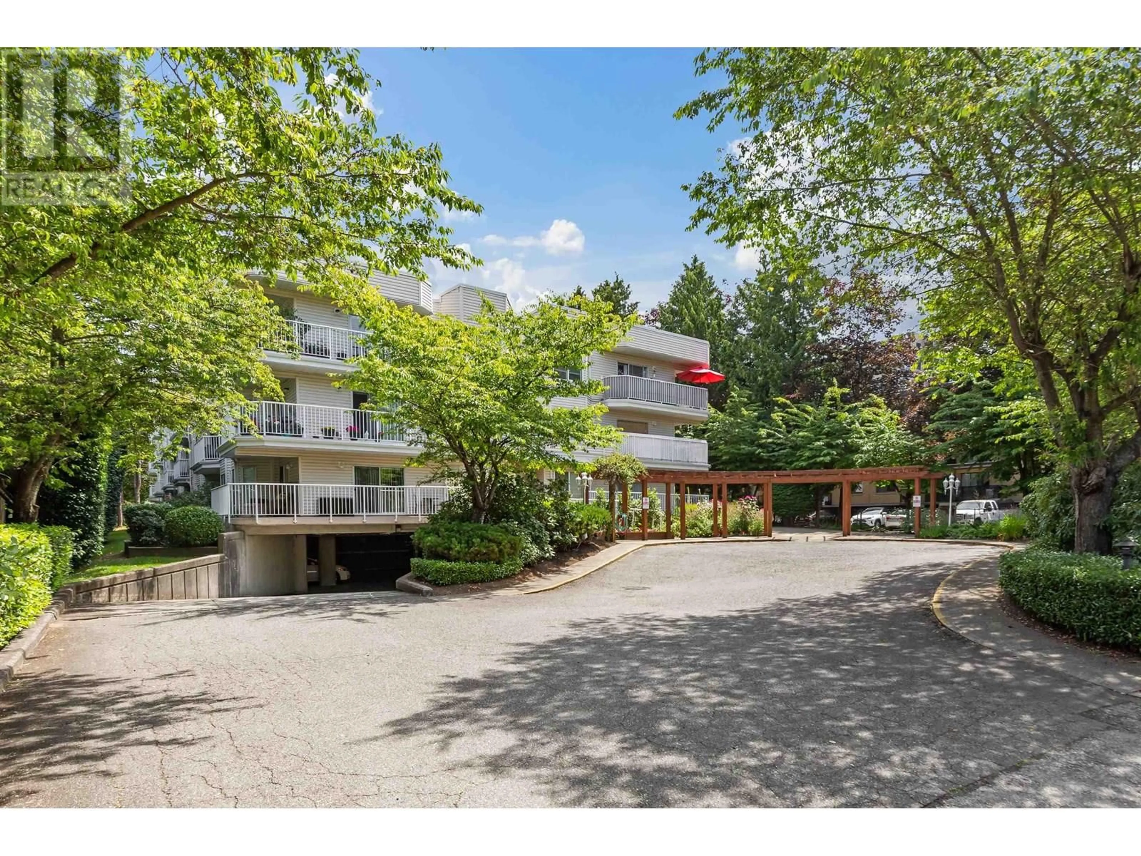 Unknown for 404 - 12206 224 STREET, Maple Ridge British Columbia V2X6B8