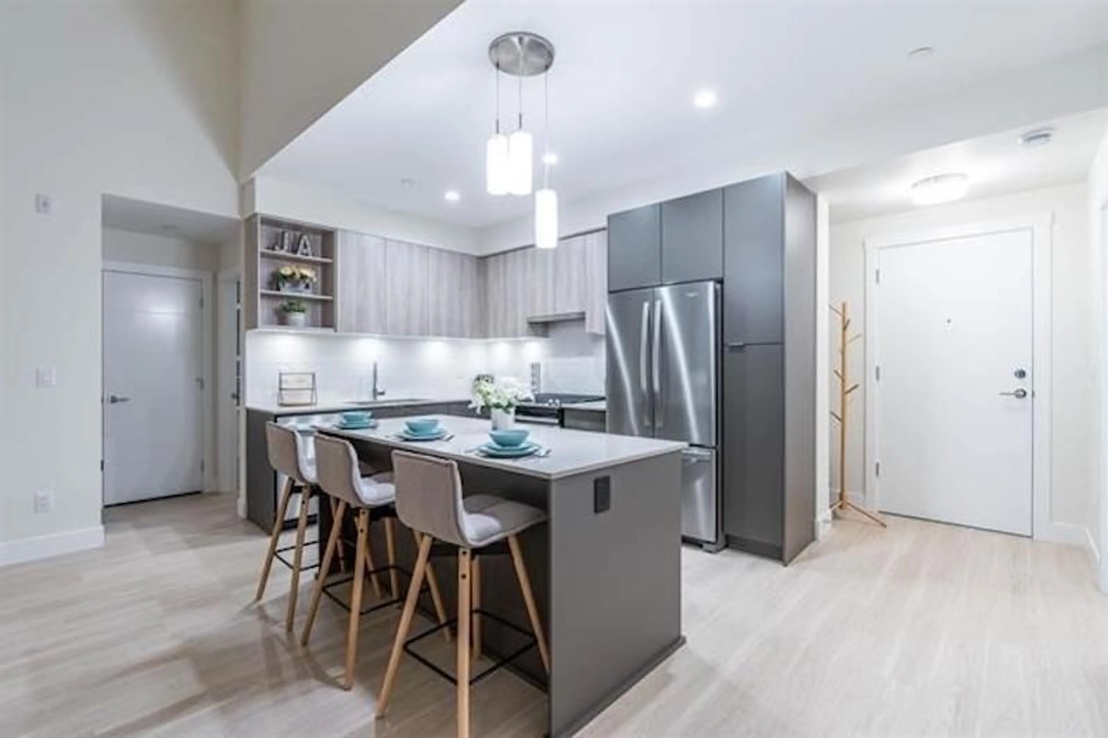 Contemporary kitchen, unknown for 206 - 6960 NICHOLSON, Delta British Columbia V4E0A9
