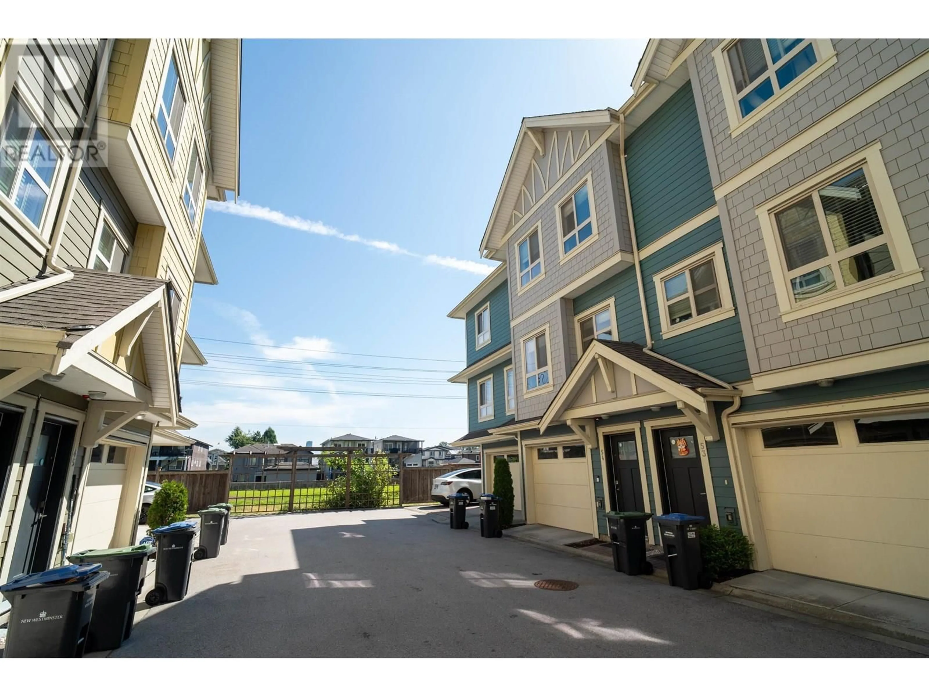Patio, street for 54 - 843 EWEN AVENUE, New Westminster British Columbia V3M0K6