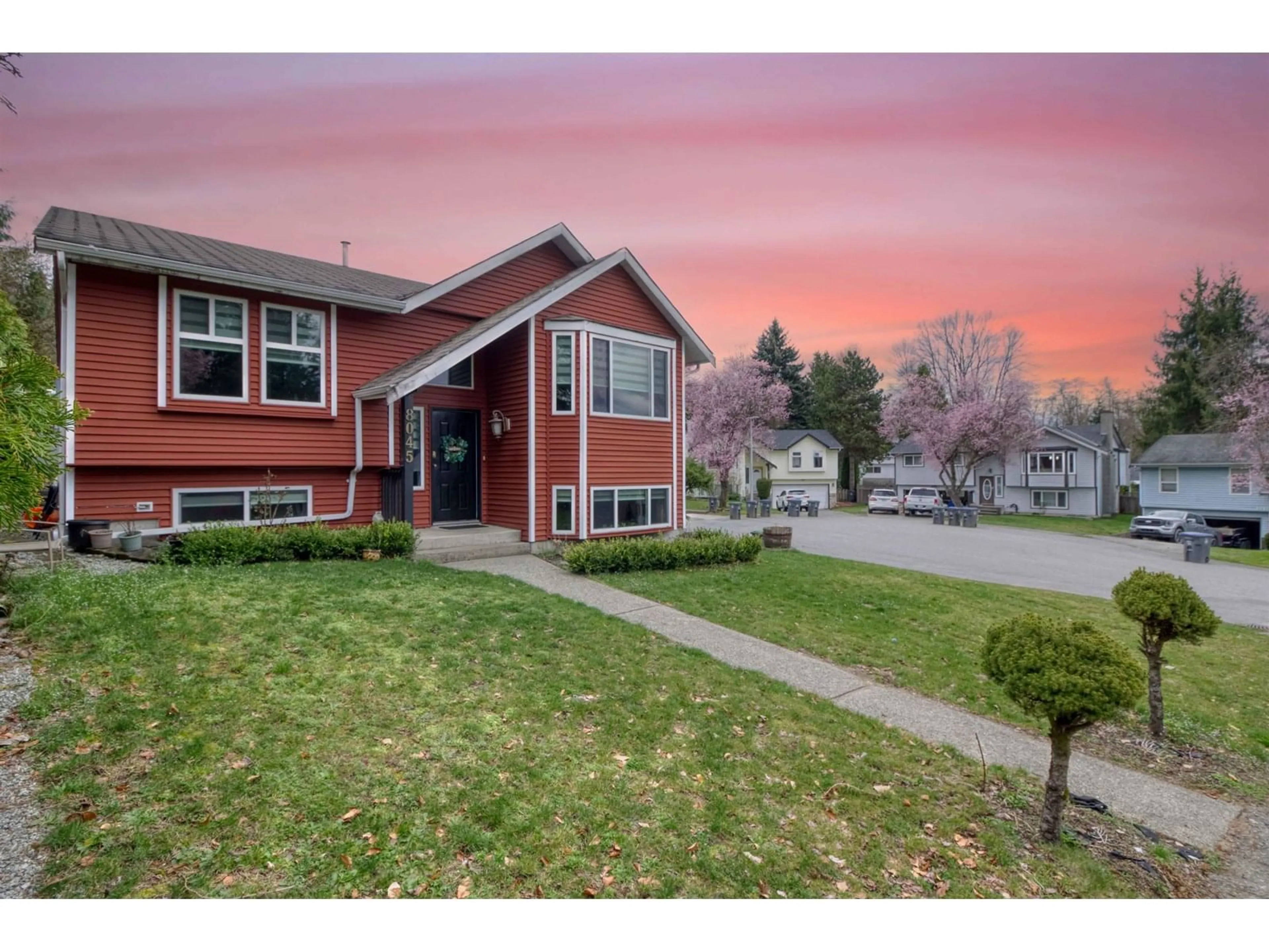 A pic from outside/outdoor area/front of a property/back of a property/a pic from drone, street for 8045 138A, Surrey British Columbia V3W9B3