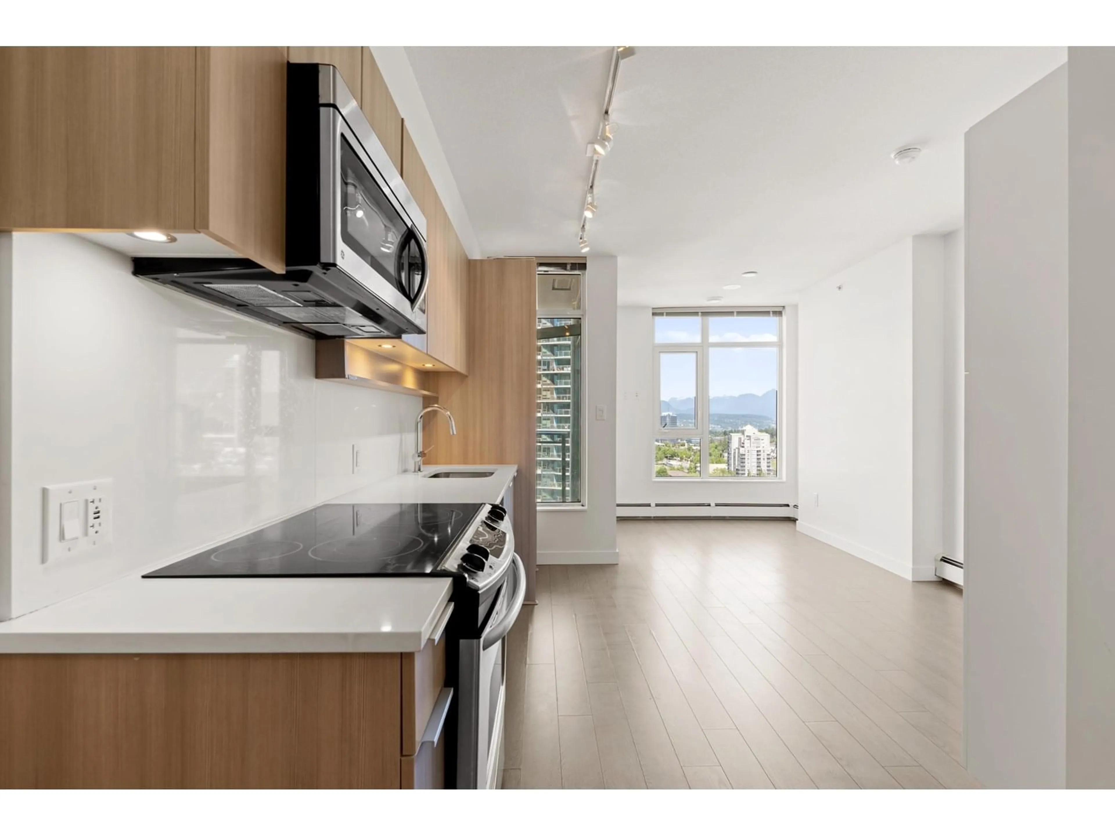 Open concept kitchen, unknown for 1513 - 13308 CENTRAL, Surrey British Columbia V3T0M4