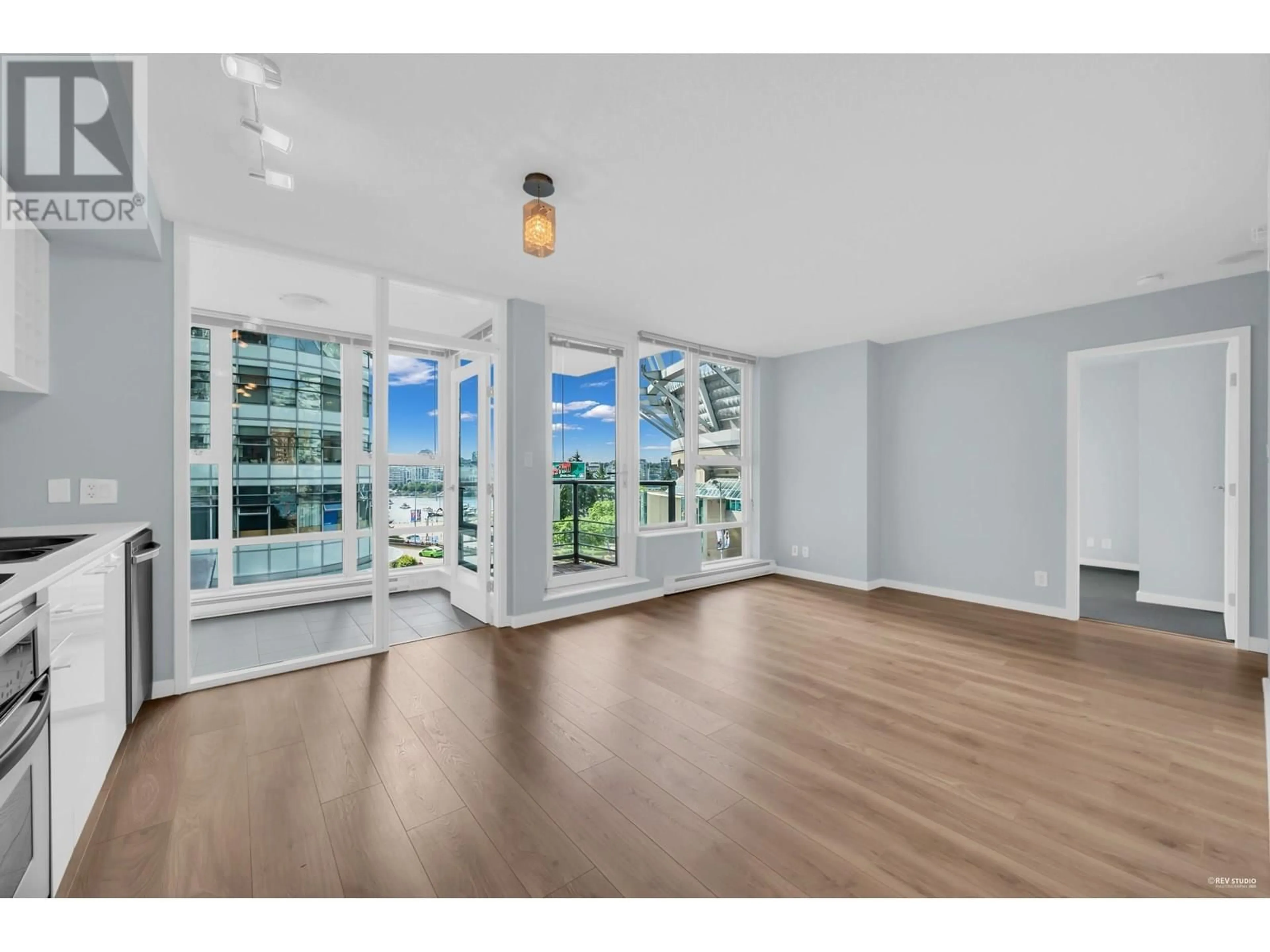 A pic of a room for 509 - 111 GEORGIA STREET, Vancouver British Columbia V6B1T8