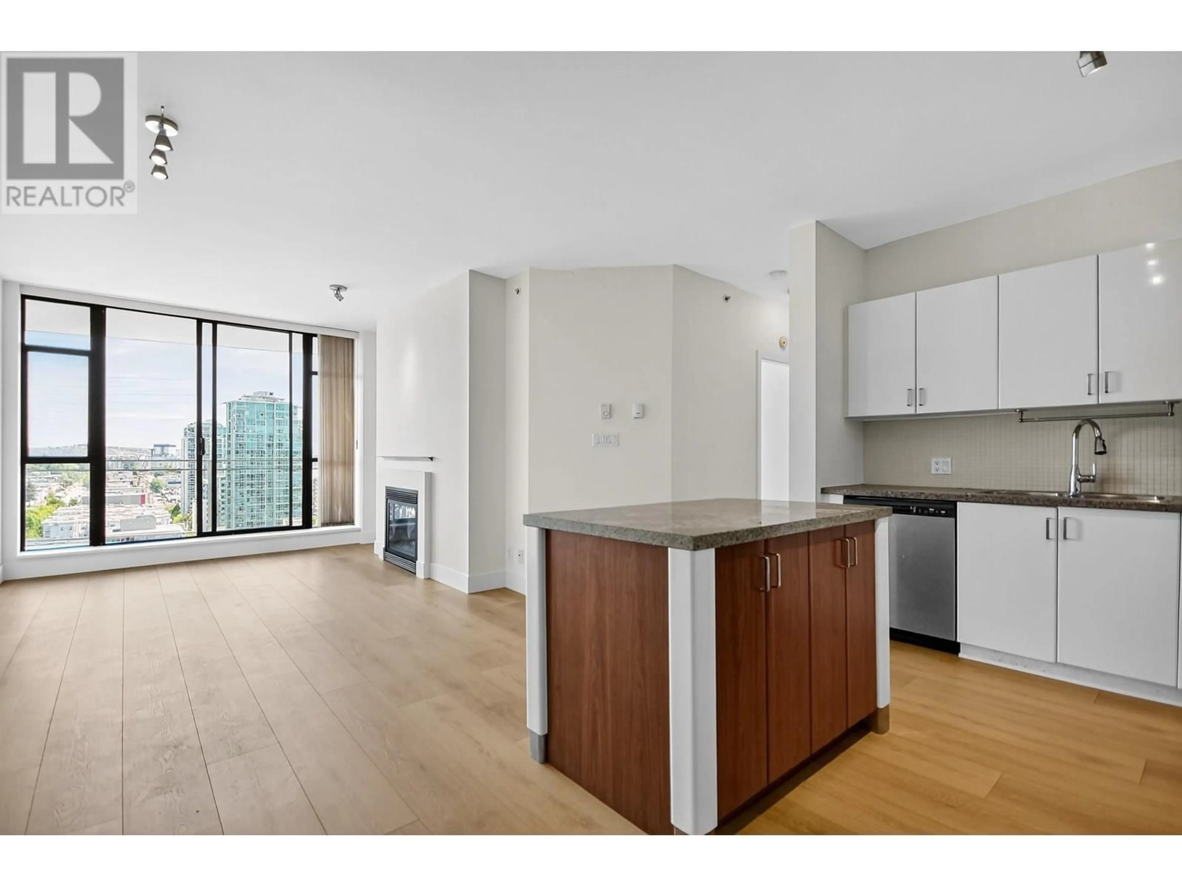 Unknown for 1609 - 155 1ST STREET, North Vancouver British Columbia V7M3N8