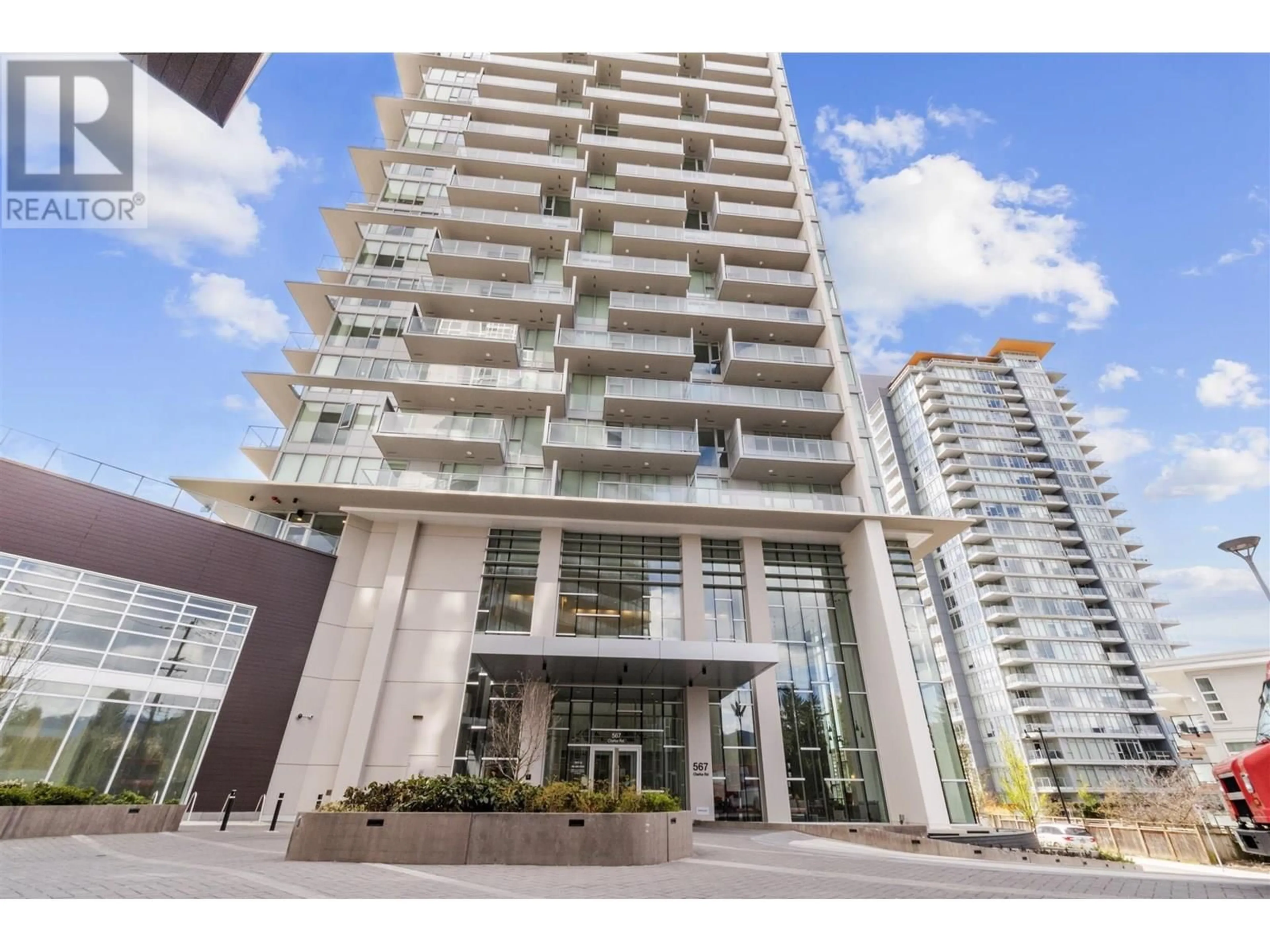 Indoor foyer for 707 - 567 CLARKE ROAD, Coquitlam British Columbia V3J0K7