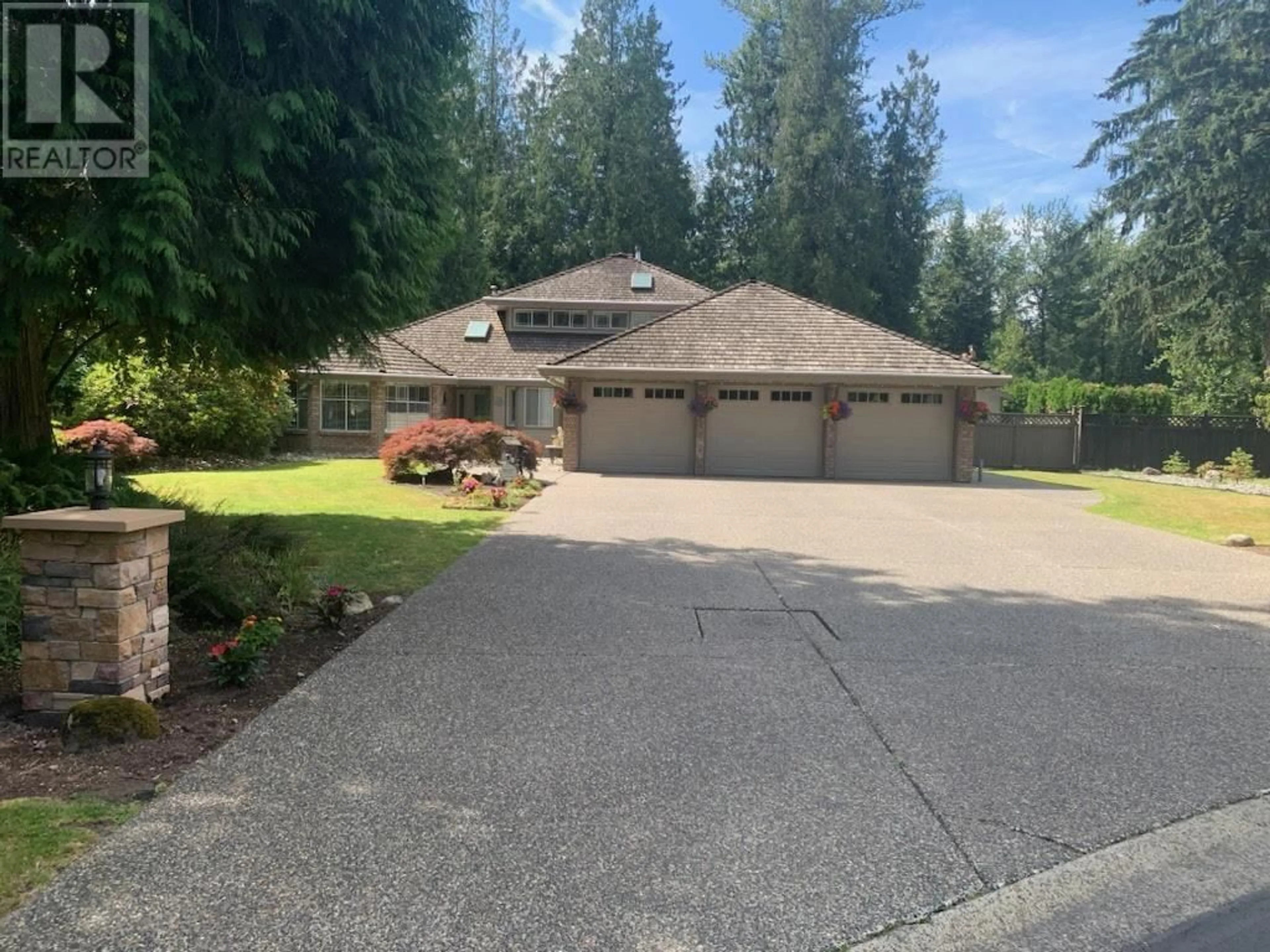 A pic from outside/outdoor area/front of a property/back of a property/a pic from drone, street for 11 - 23100 129 AVENUE, Maple Ridge British Columbia V2X0M5