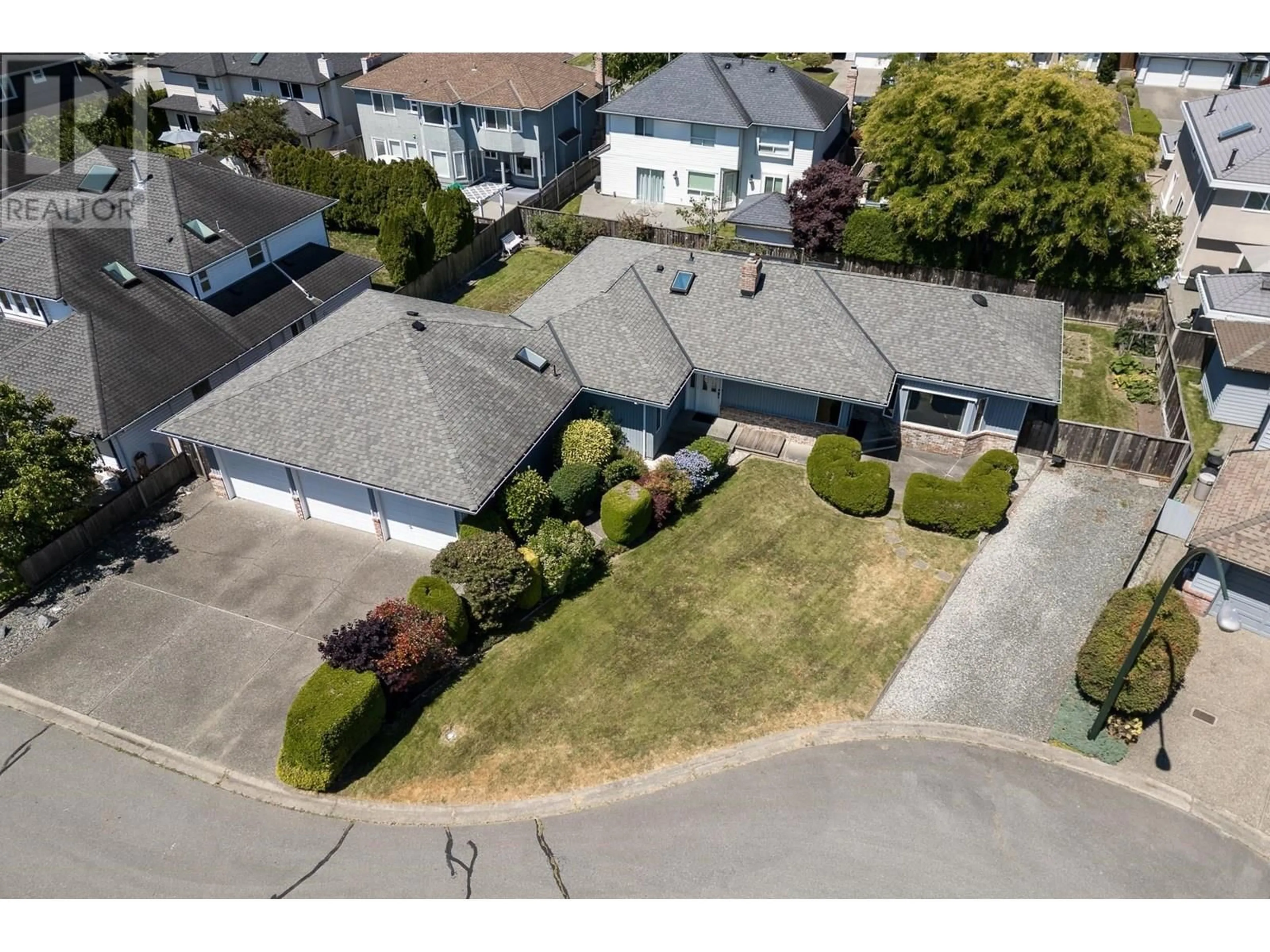 A pic from outside/outdoor area/front of a property/back of a property/a pic from drone, street for 5221 BENTLEY CRESCENT, Delta British Columbia V4K4K2