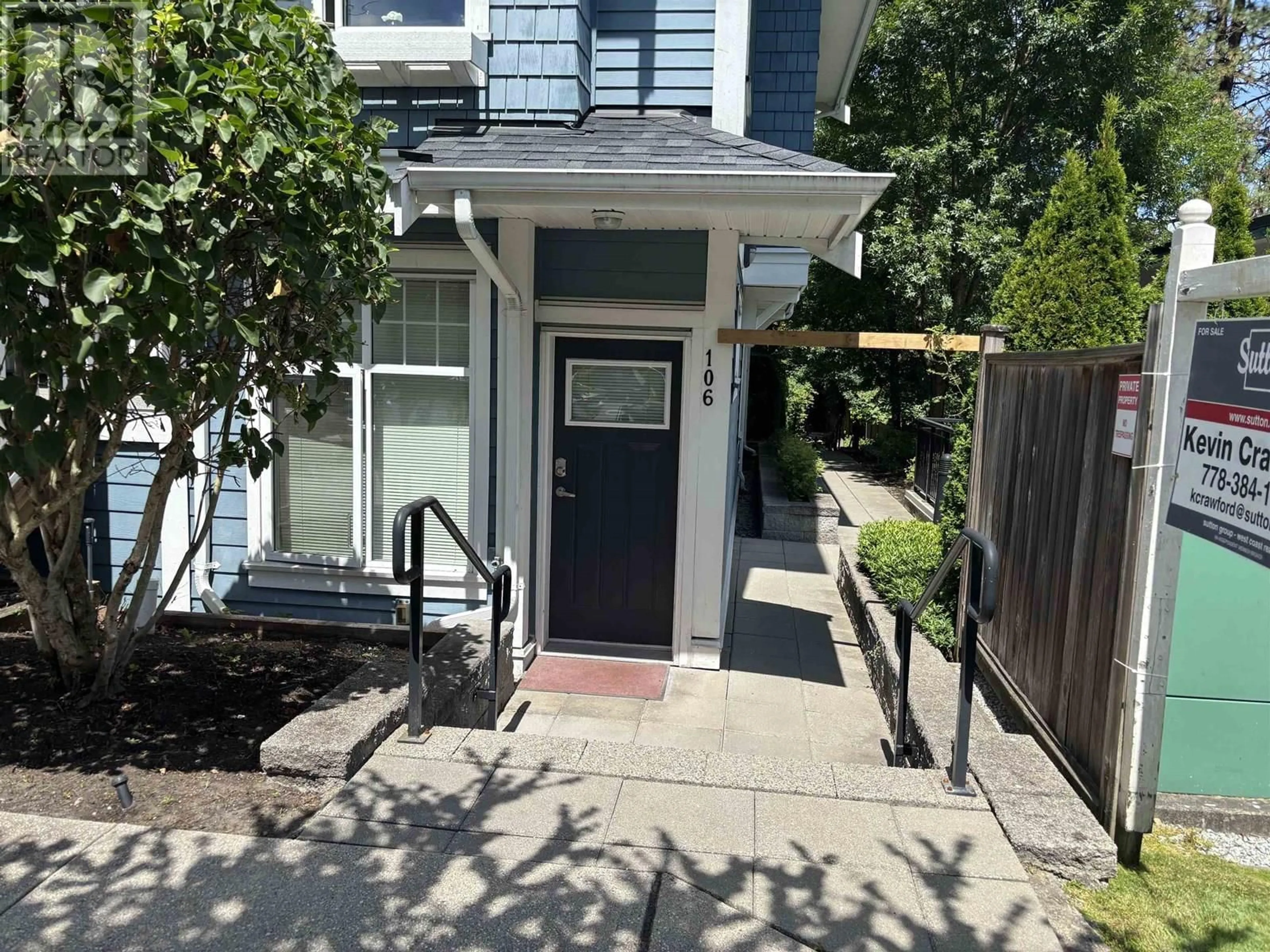 A pic from outside/outdoor area/front of a property/back of a property/a pic from drone, street for 106 - 4255 SARDIS STREET, Burnaby British Columbia V5H1K6