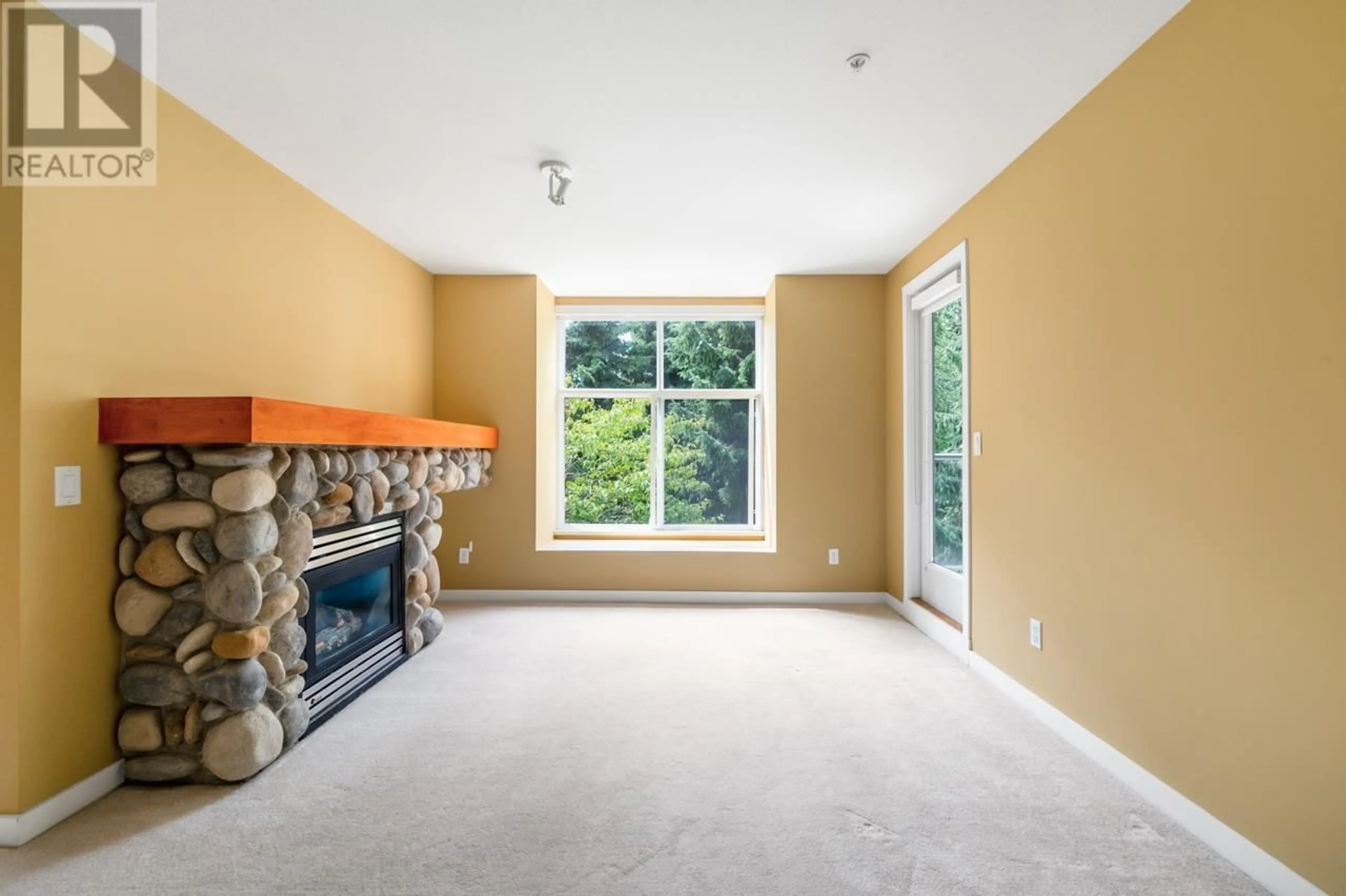 Unknown for 231 - 5700 ANDREWS ROAD, Richmond British Columbia V7E6N7