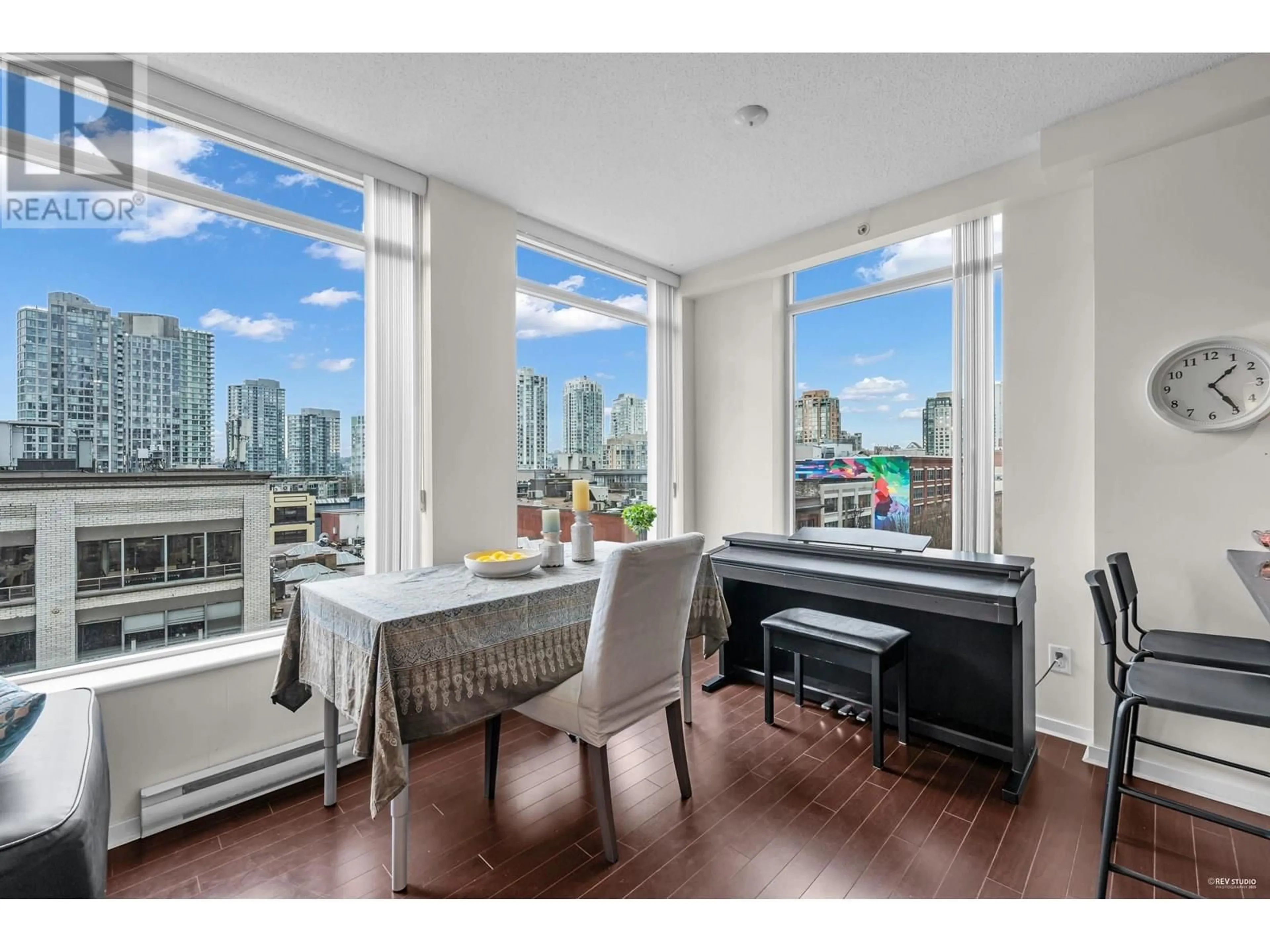 A pic of a room for 606 - 1001 HOMER STREET, Vancouver British Columbia V6B1M9