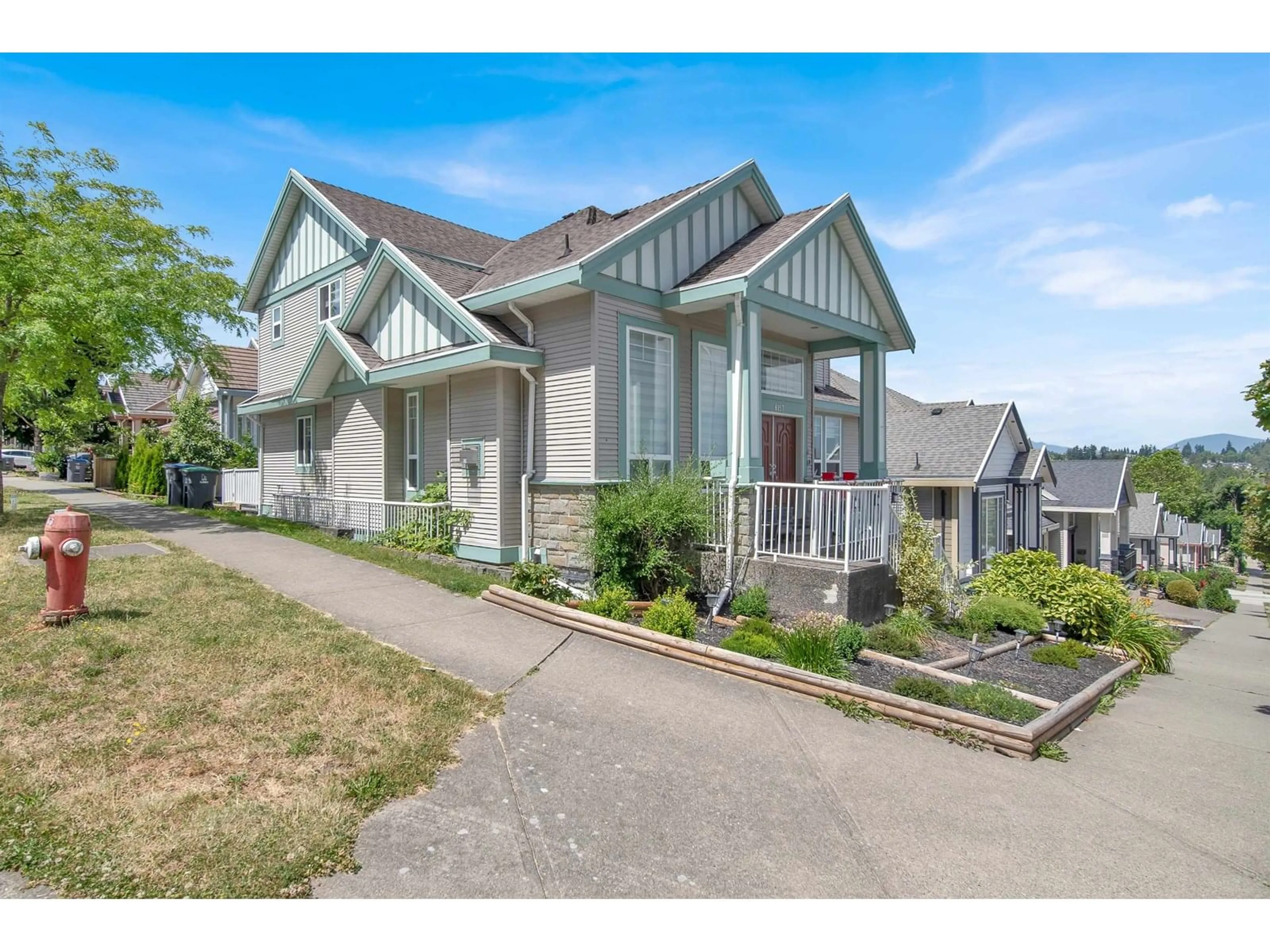 Home with vinyl exterior material, street for 6157 146, Surrey British Columbia V3T3A1