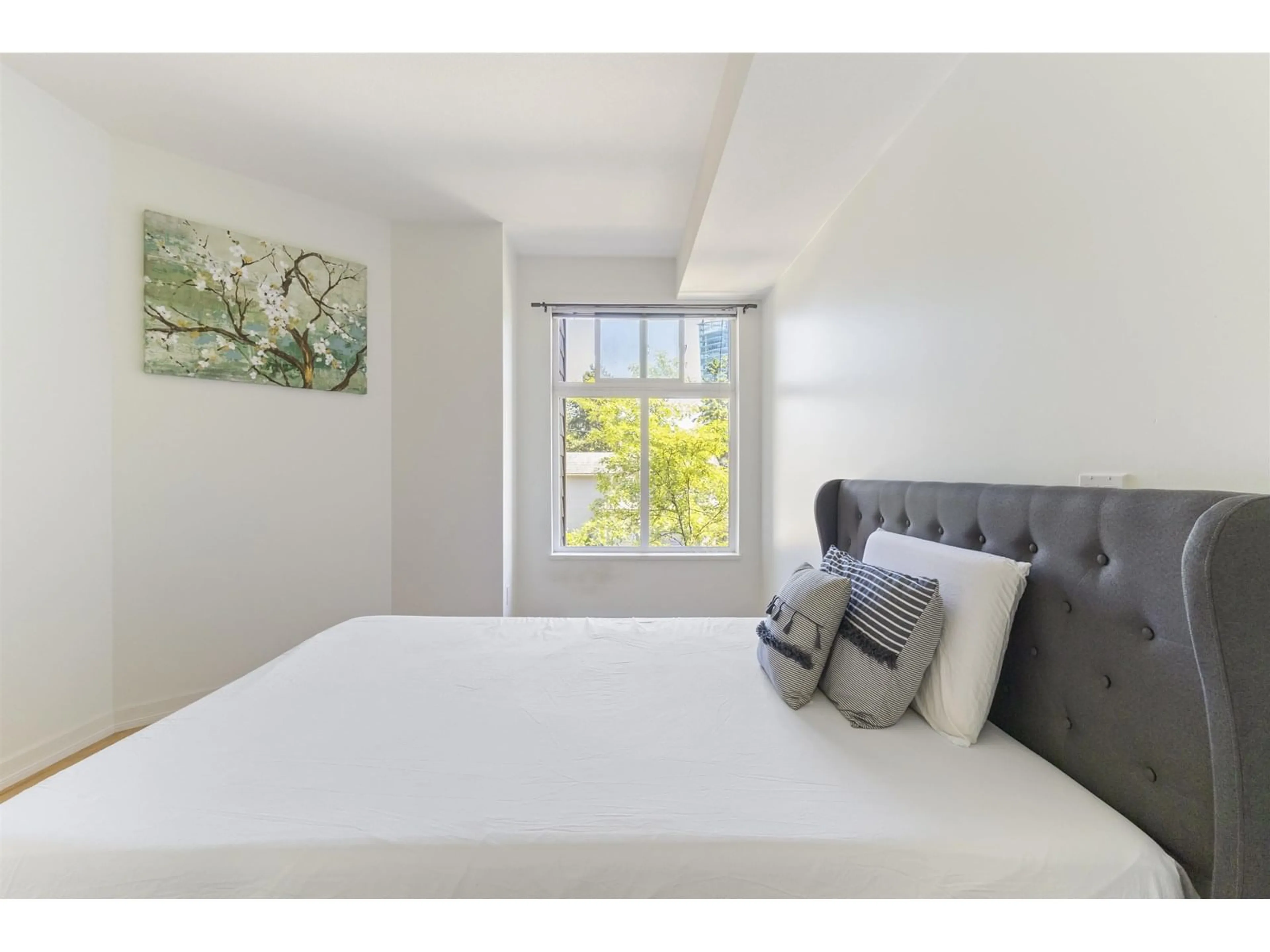 Bedroom with bed, unknown for 212 - 10237 133, Surrey British Columbia V3T0C6