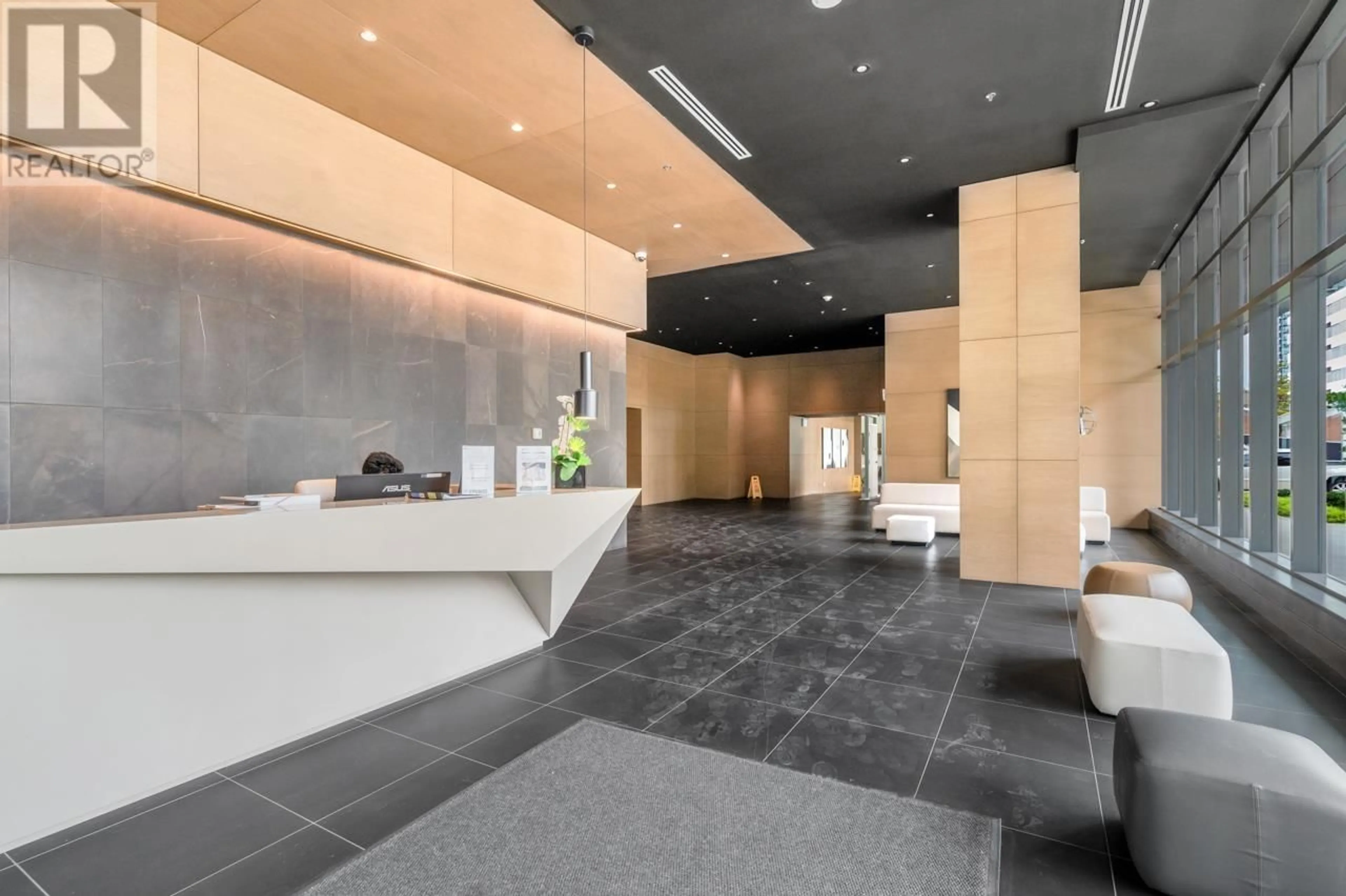 Lobby for 2101 - 2181 MADISON AVENUE, Burnaby British Columbia V5C0N4