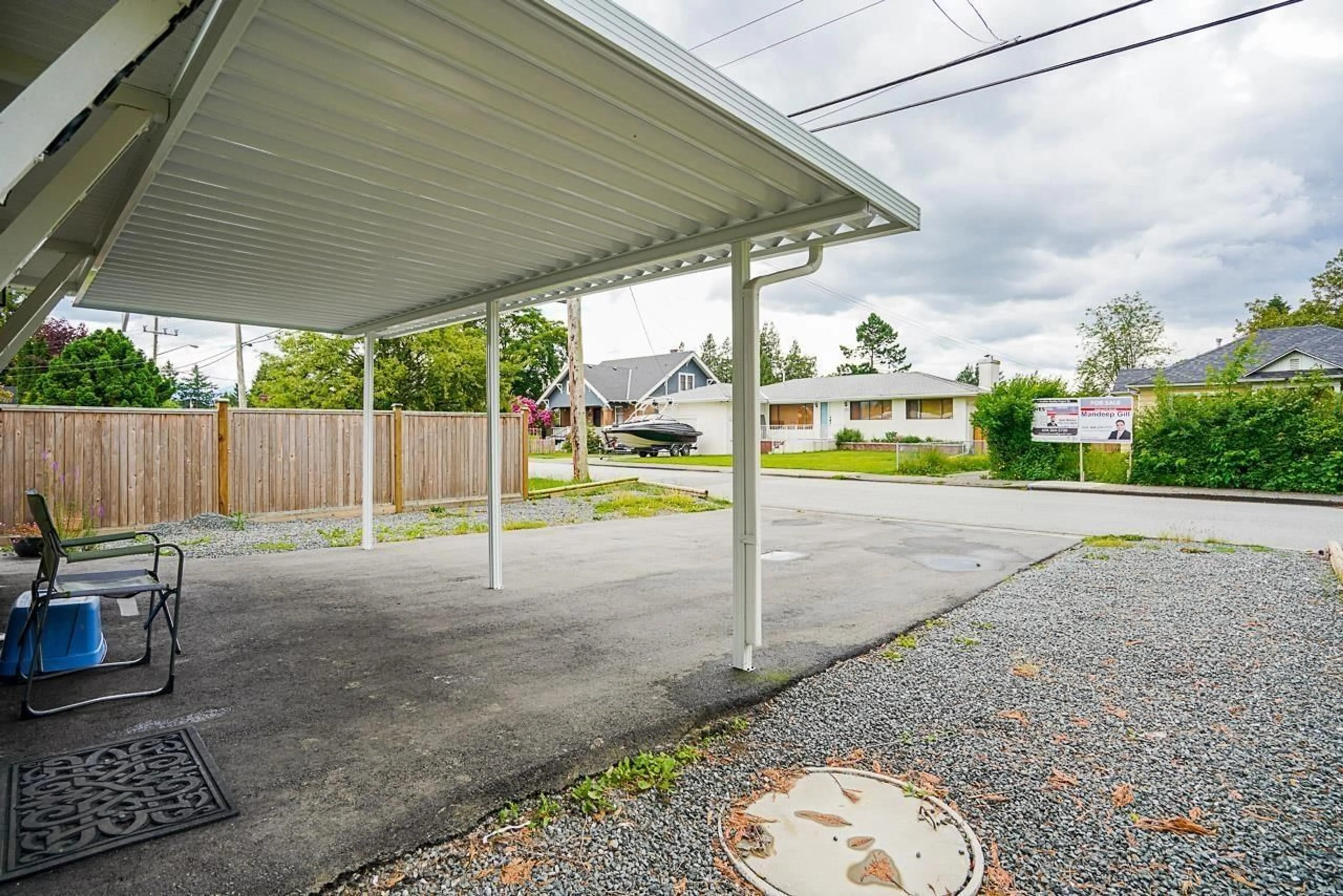 Patio, street for 9760 WILLIAMS STREET, Chilliwack British Columbia V2P5G7