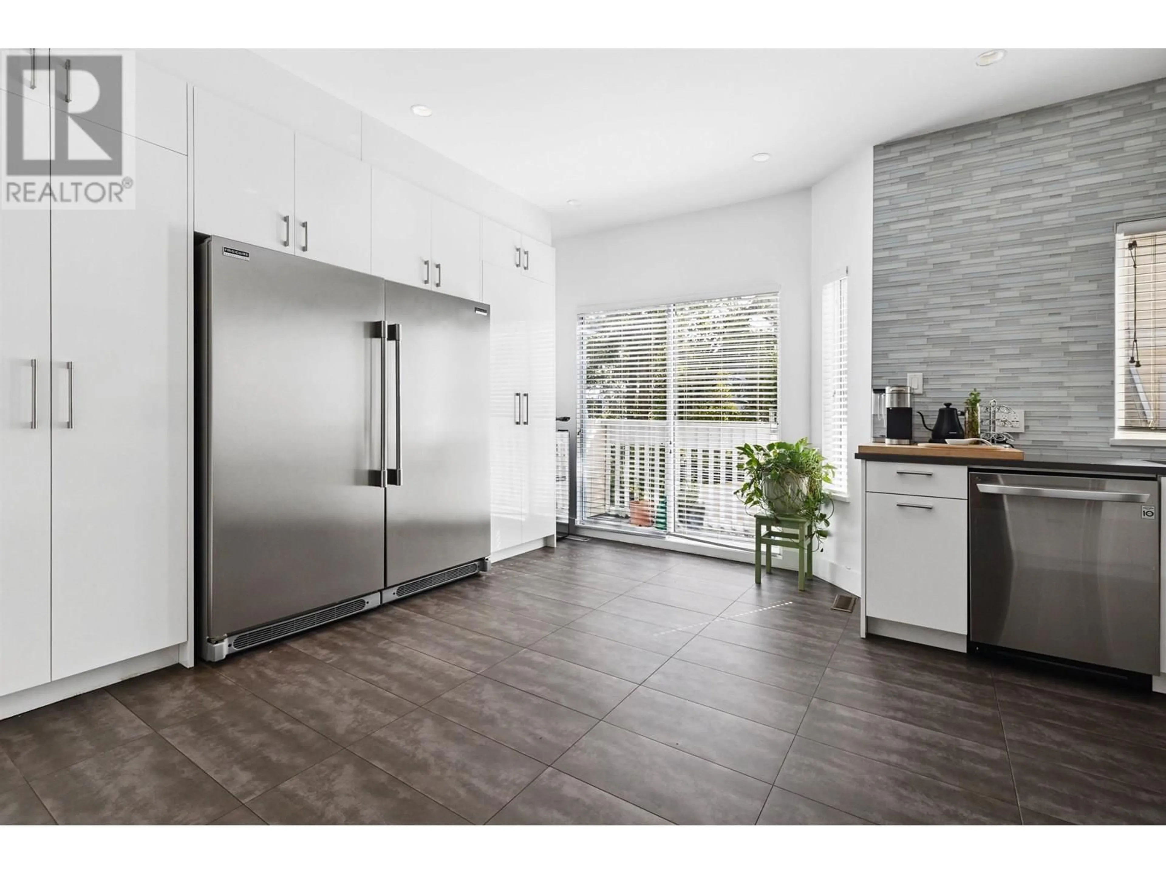 Open concept kitchen, unknown for 91 - 12500 MCNEELY DRIVE, Richmond British Columbia V6V2S4