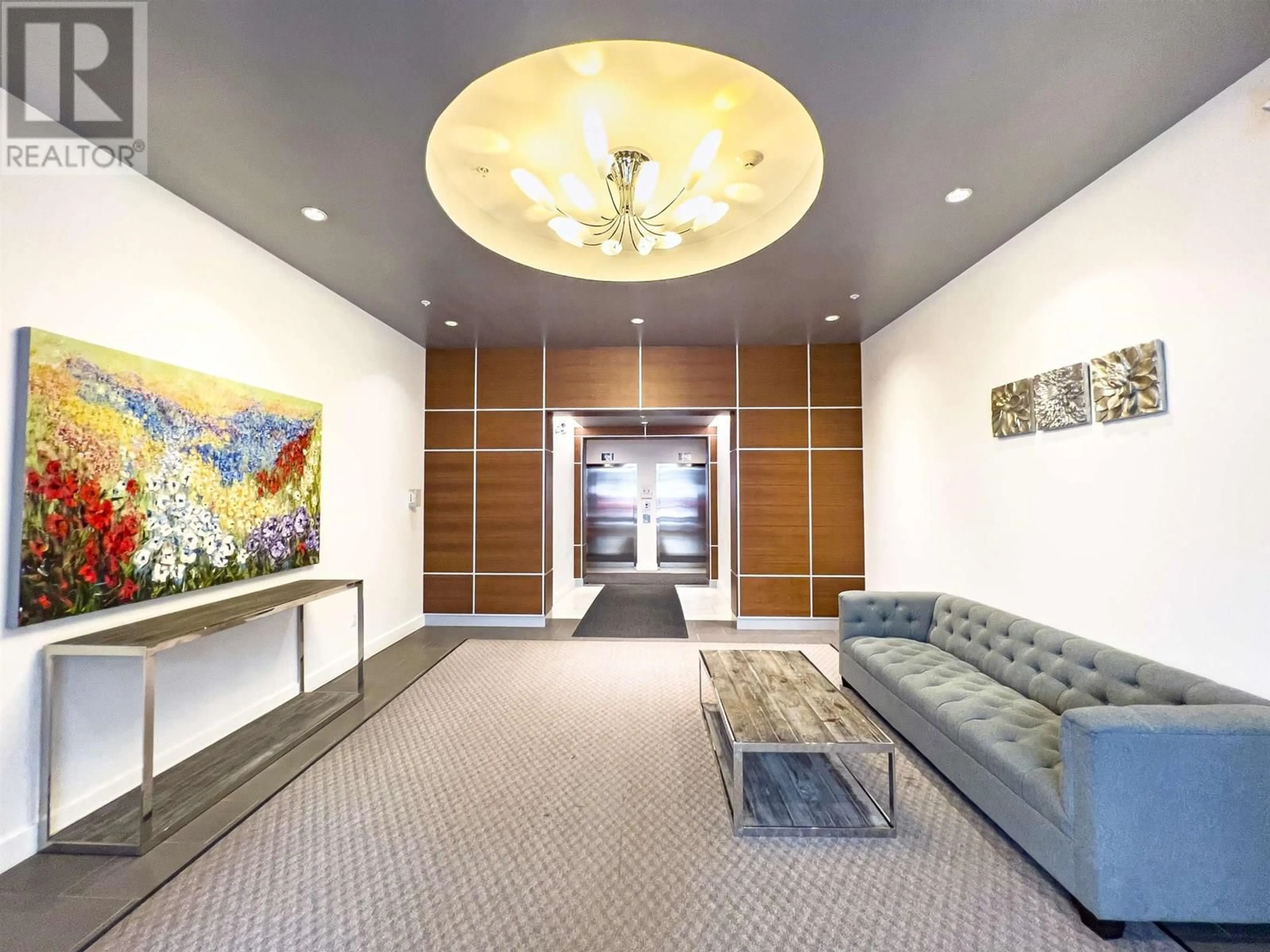Lobby for 306 - 2128 40TH AVENUE, Vancouver British Columbia V6M1W5