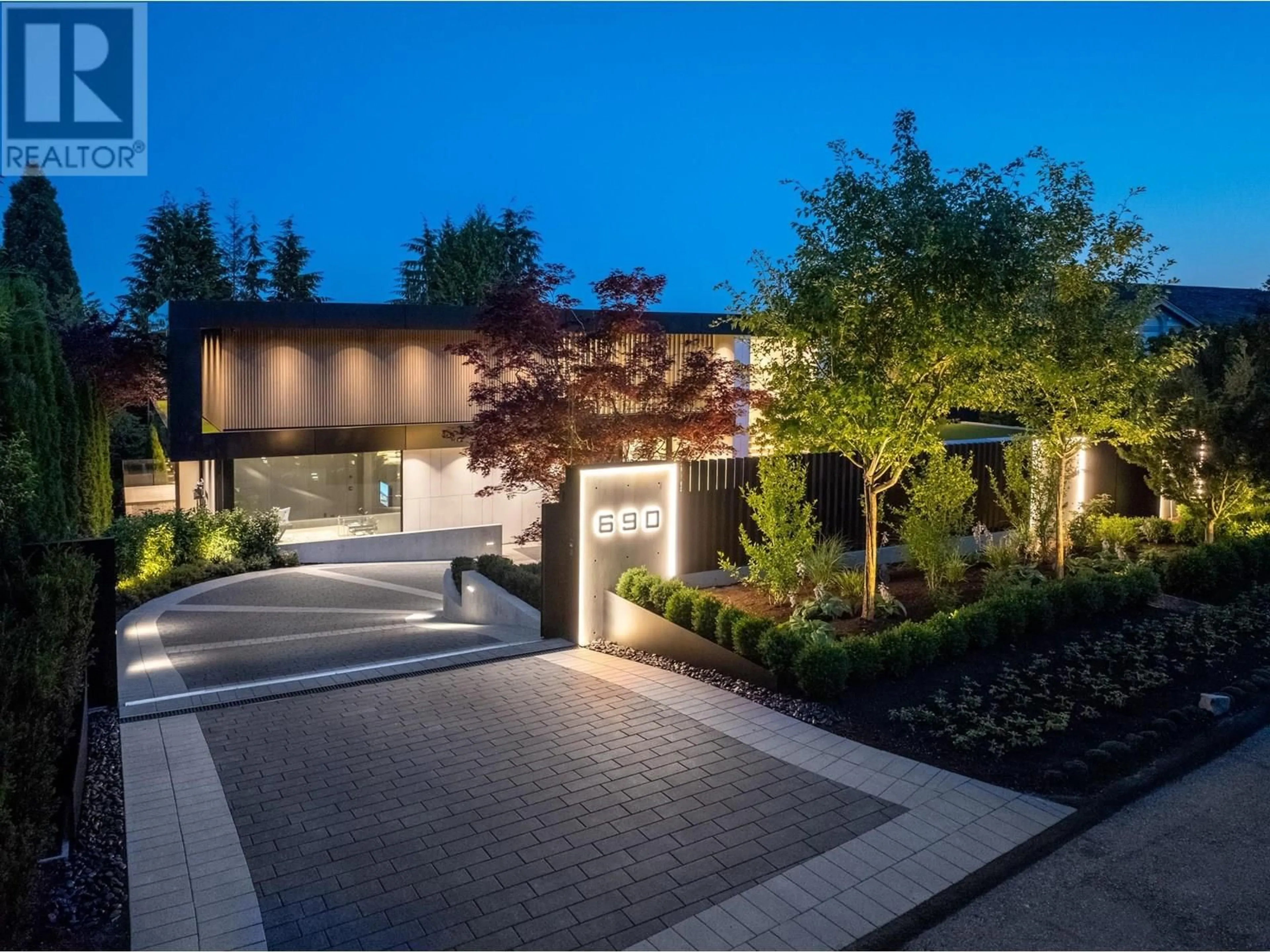 Unknown for 690 KNOCKMAROON ROAD, West Vancouver British Columbia V7S1R6