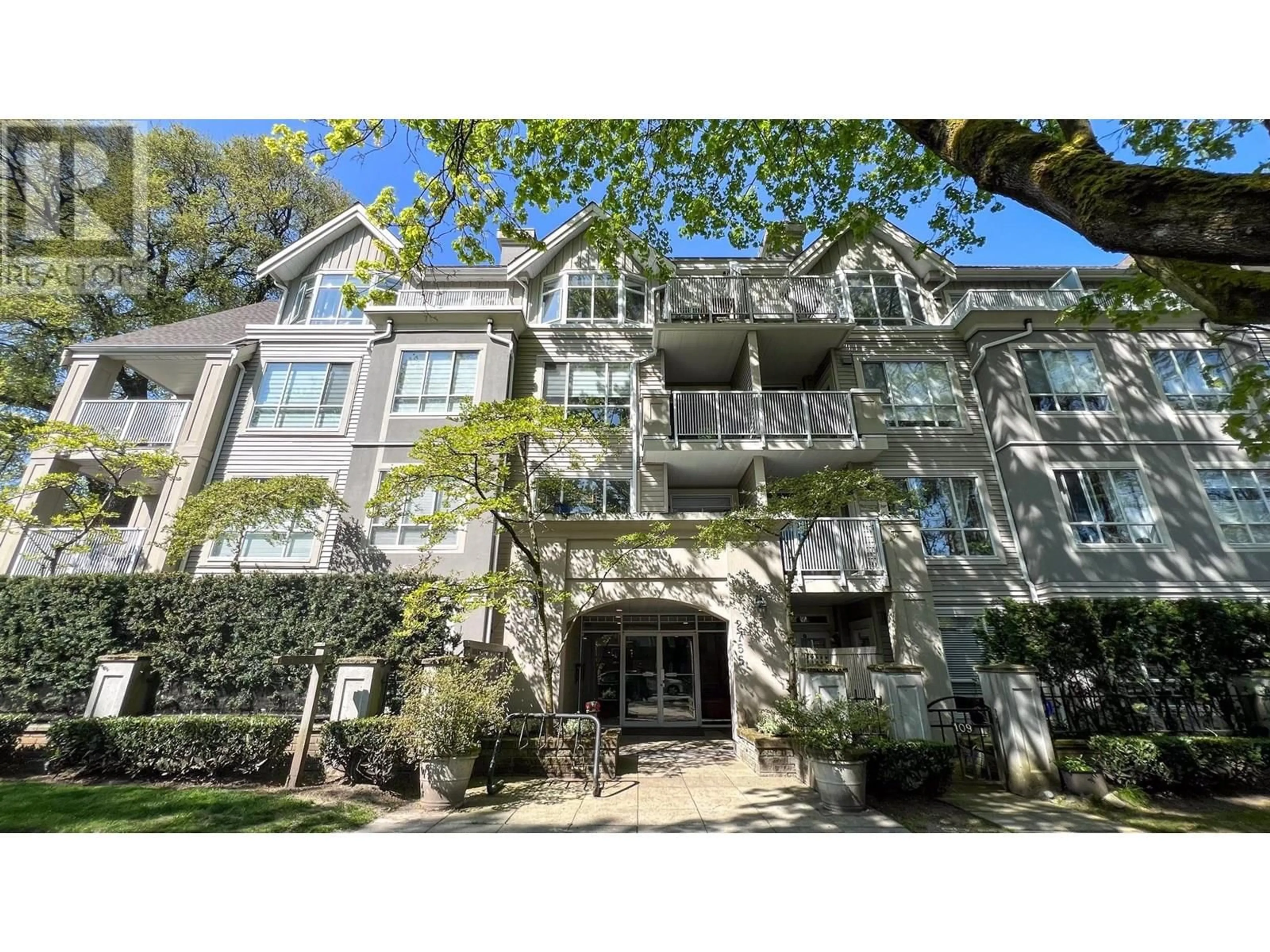 Unknown for 404 - 2755 MAPLE STREET, Vancouver British Columbia V6J5K1
