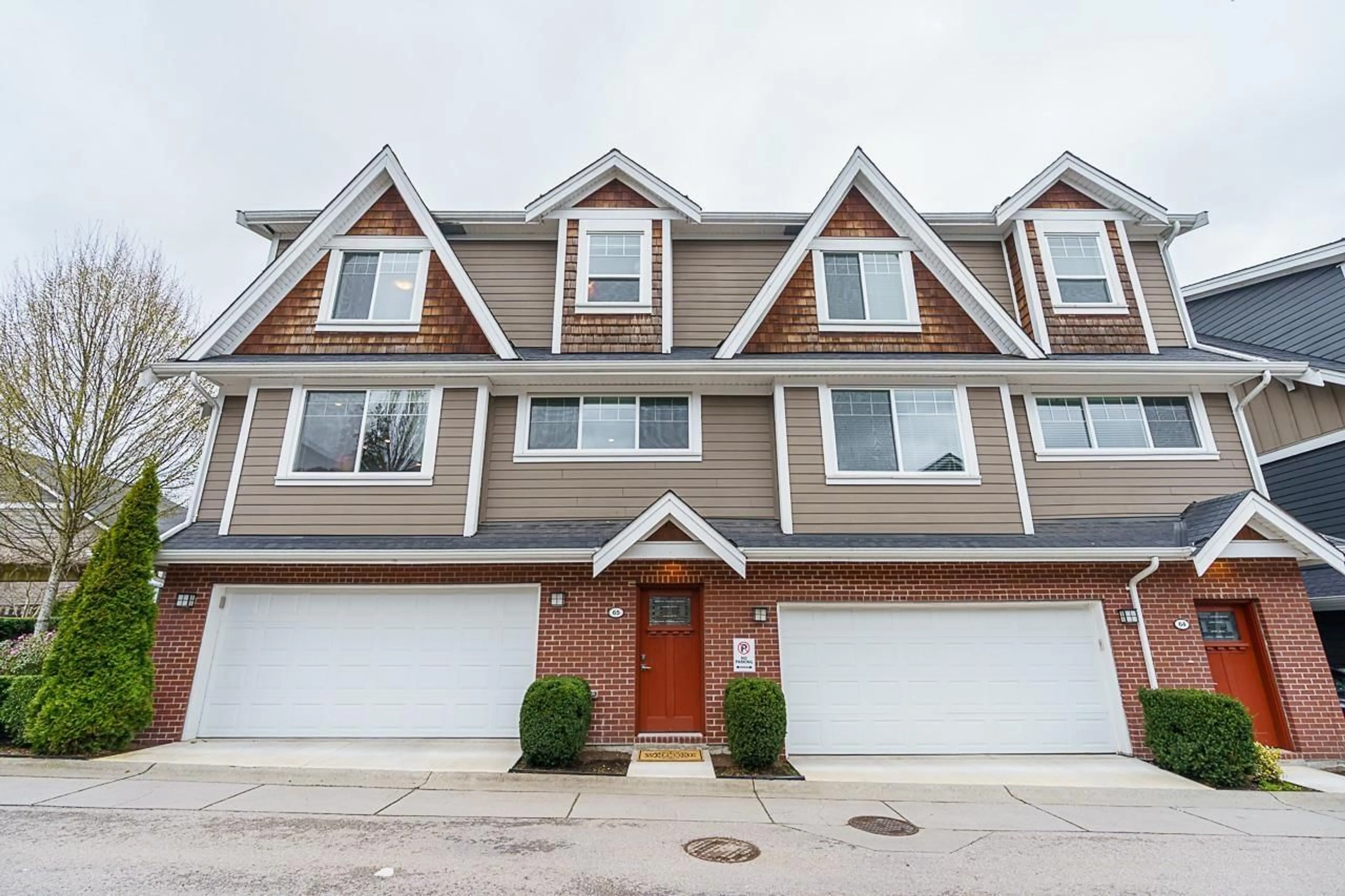 Home with vinyl exterior material, street for 65 - 15988 32, Surrey British Columbia V3Z2J4