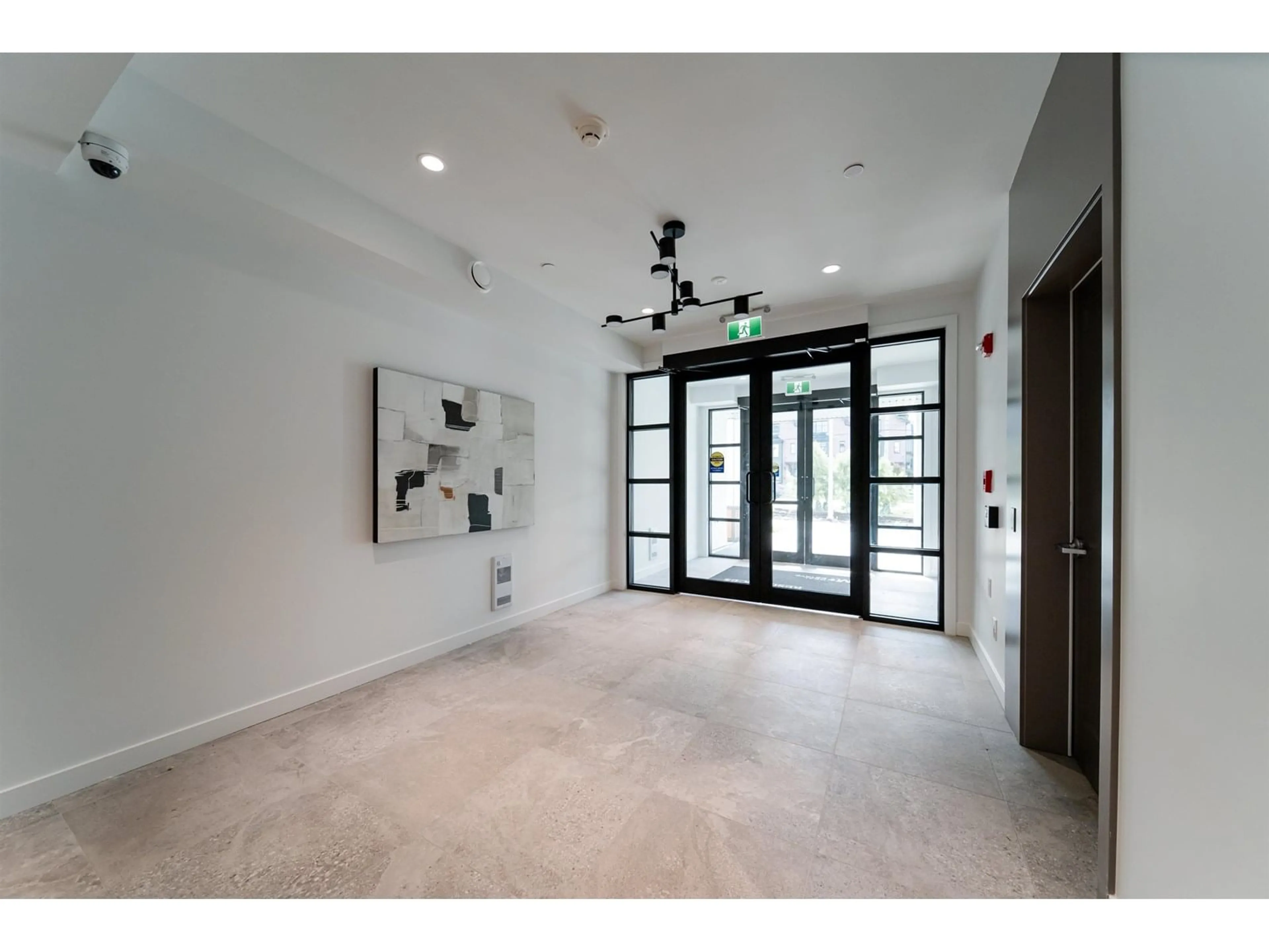 Indoor foyer for 110 - 2425 166, Surrey British Columbia V3Z1K7