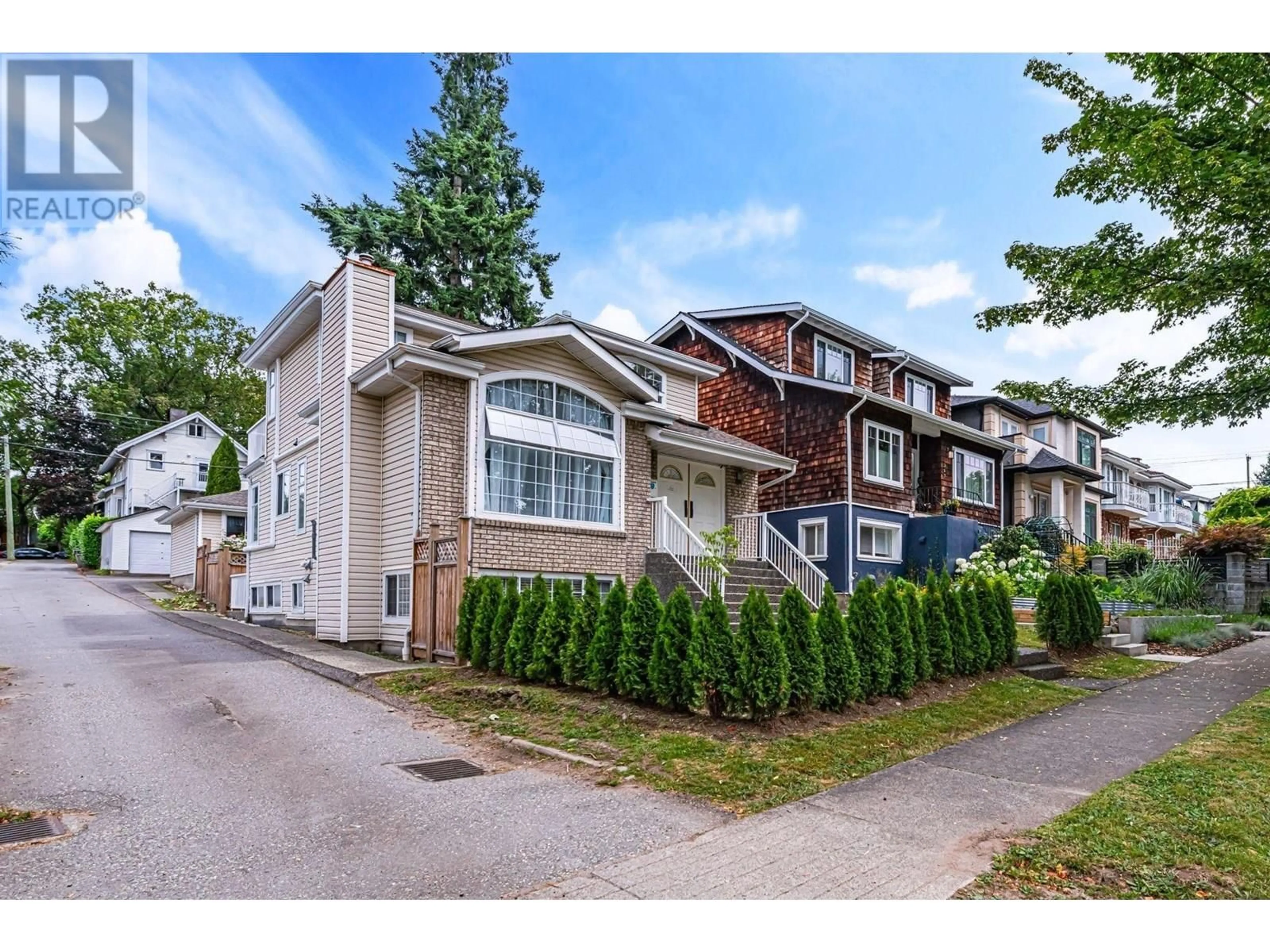Unknown for 333 48TH AVENUE, Vancouver British Columbia V5W2E2
