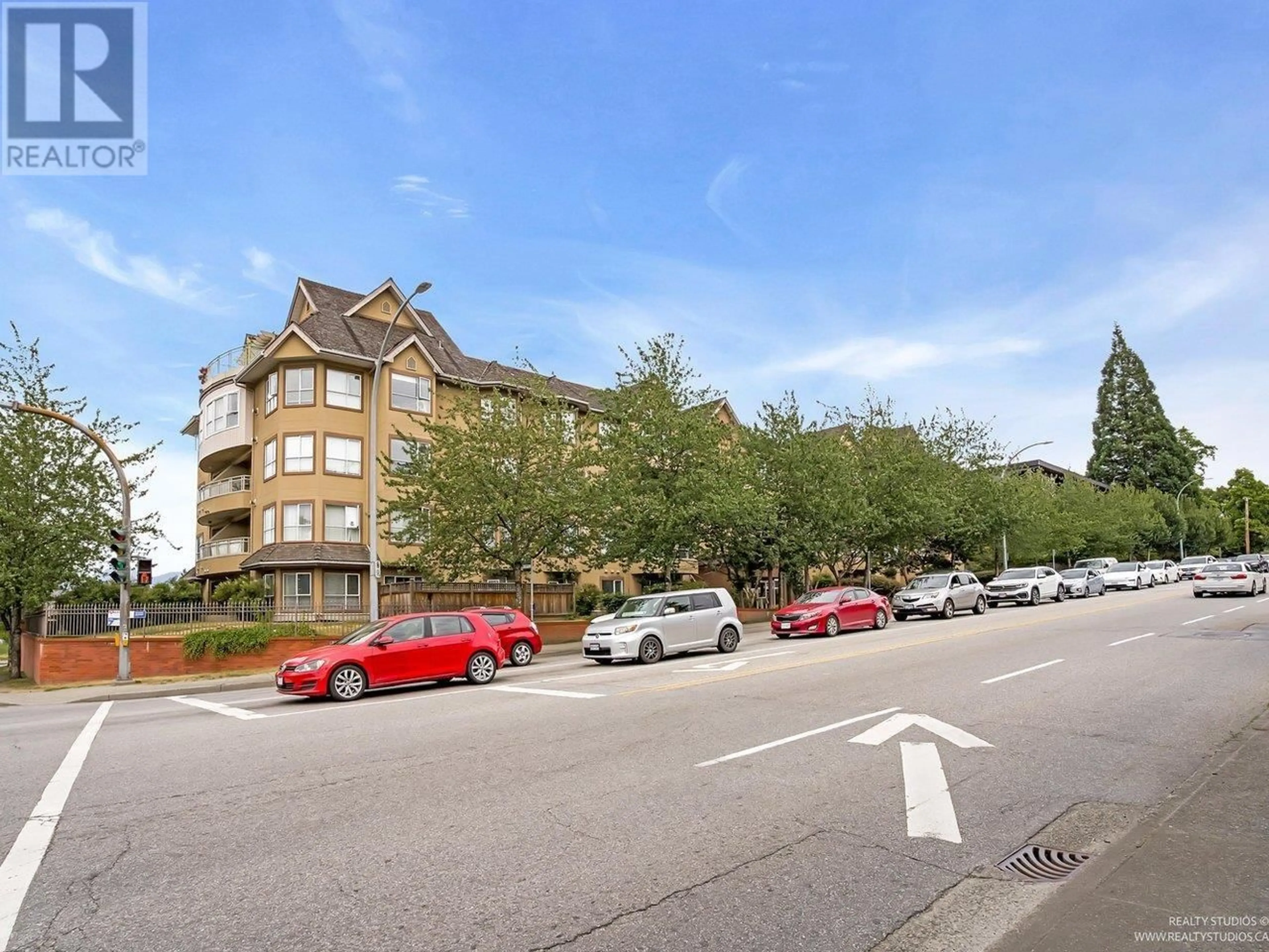 Parking for 101 - 2285 PITT RIVER ROAD, Port Coquitlam British Columbia V3C1R7