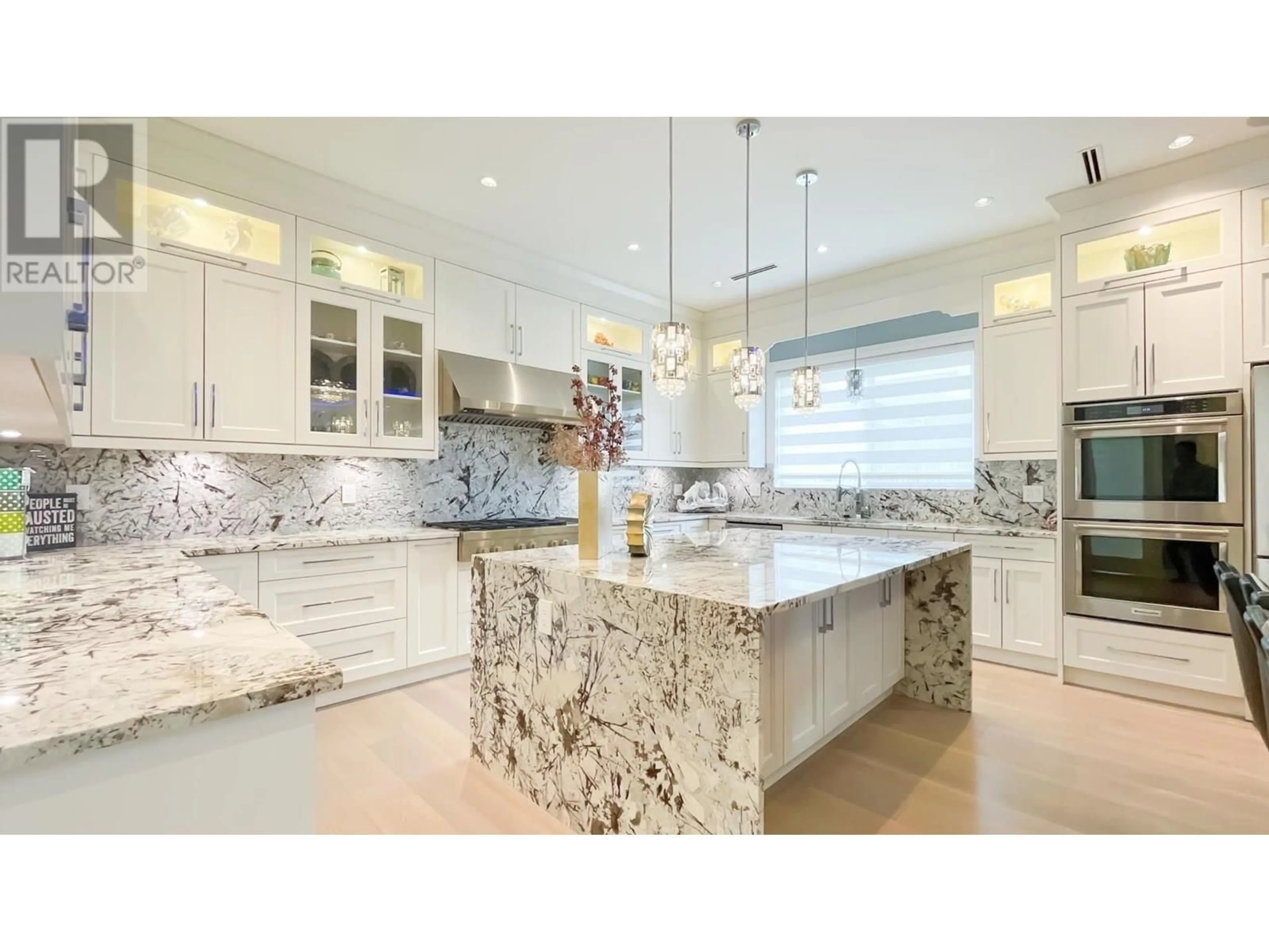 Contemporary kitchen, ceramic/tile floor for 4069 CLINTON STREET, Burnaby British Columbia V5J2K4