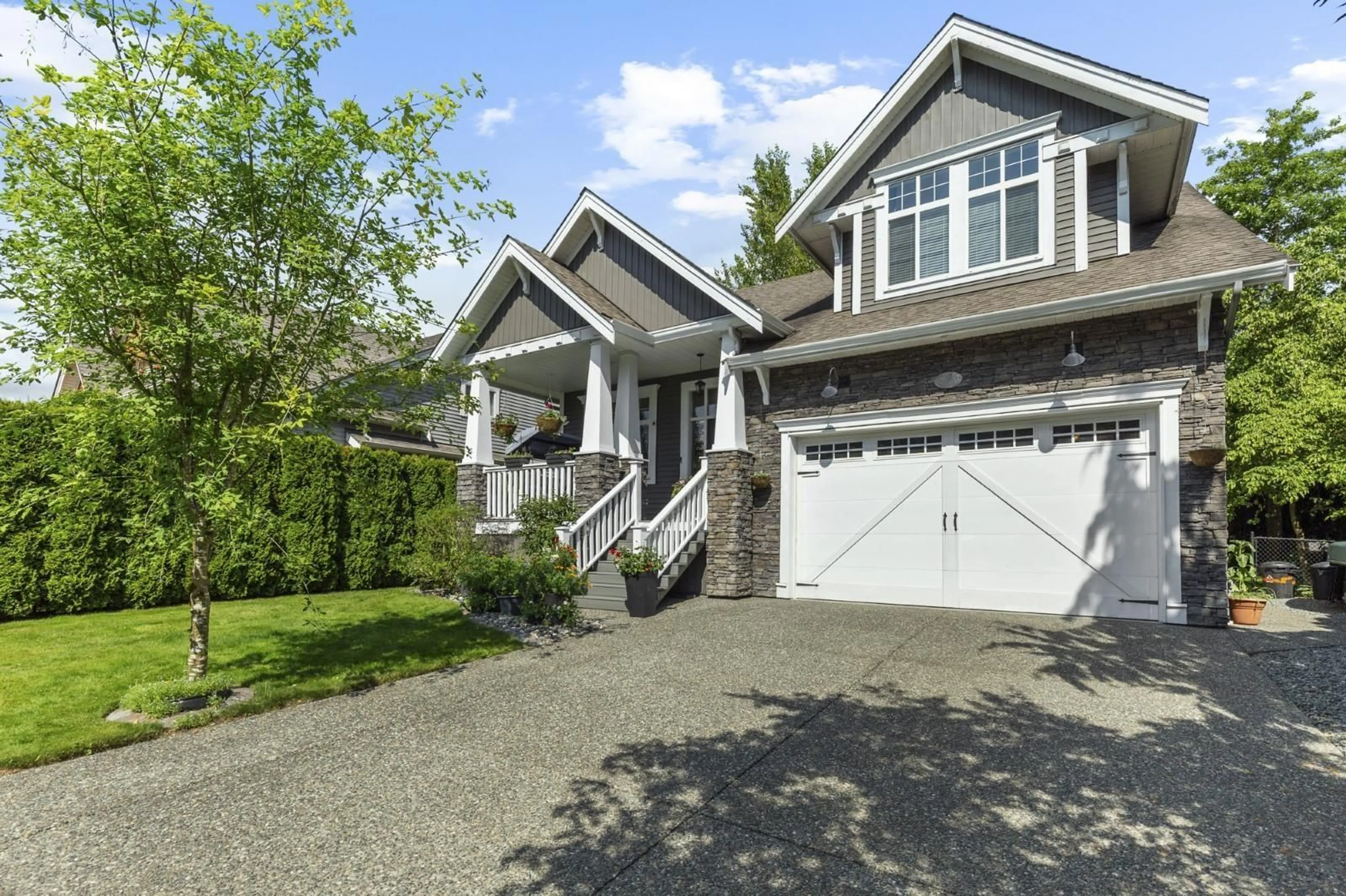 Home with vinyl exterior material, street for 8426 FAIRBANKS, Mission British Columbia V2V3K5
