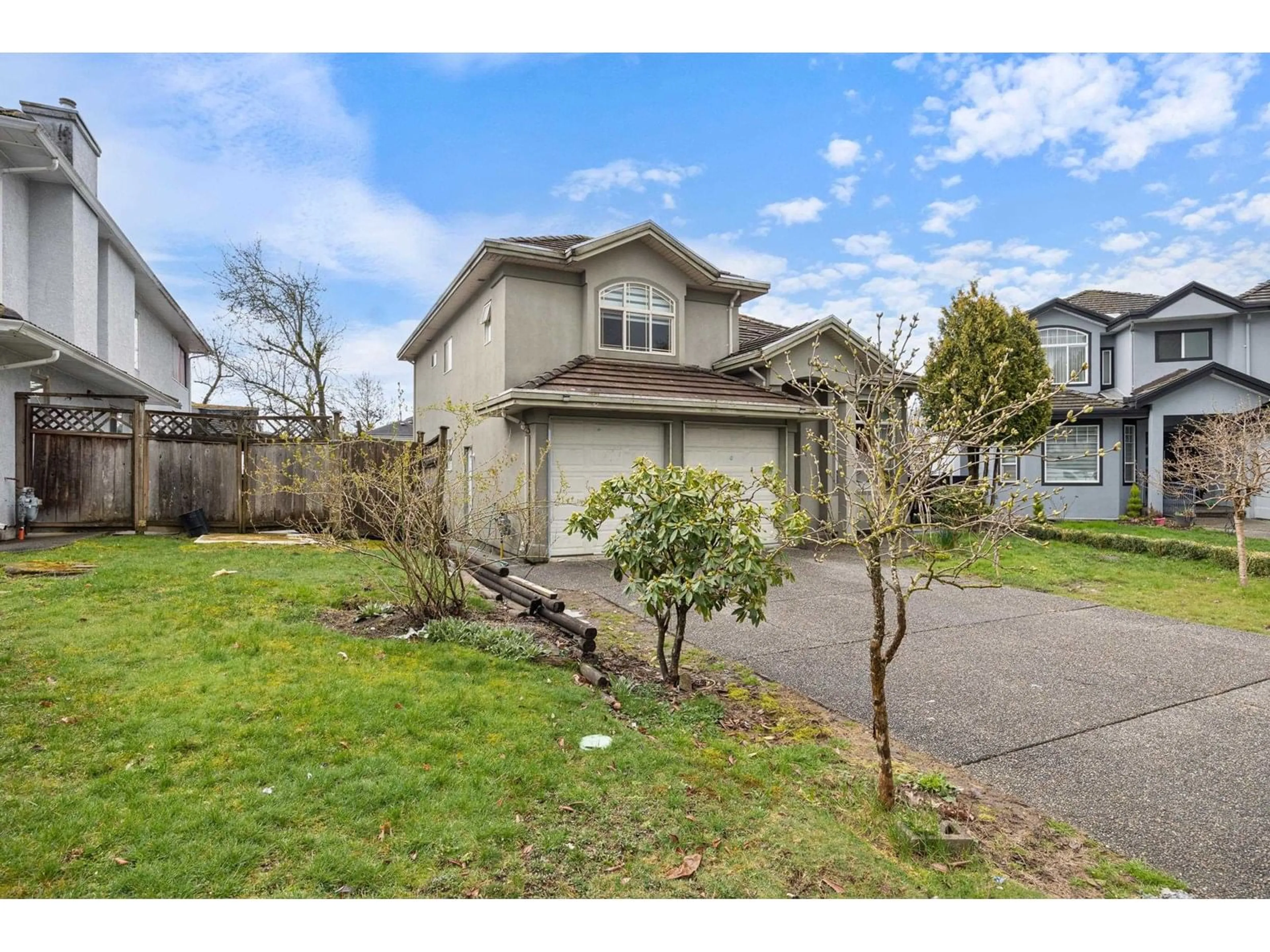 Unknown for 13748 91A, Surrey British Columbia V3V5Y7