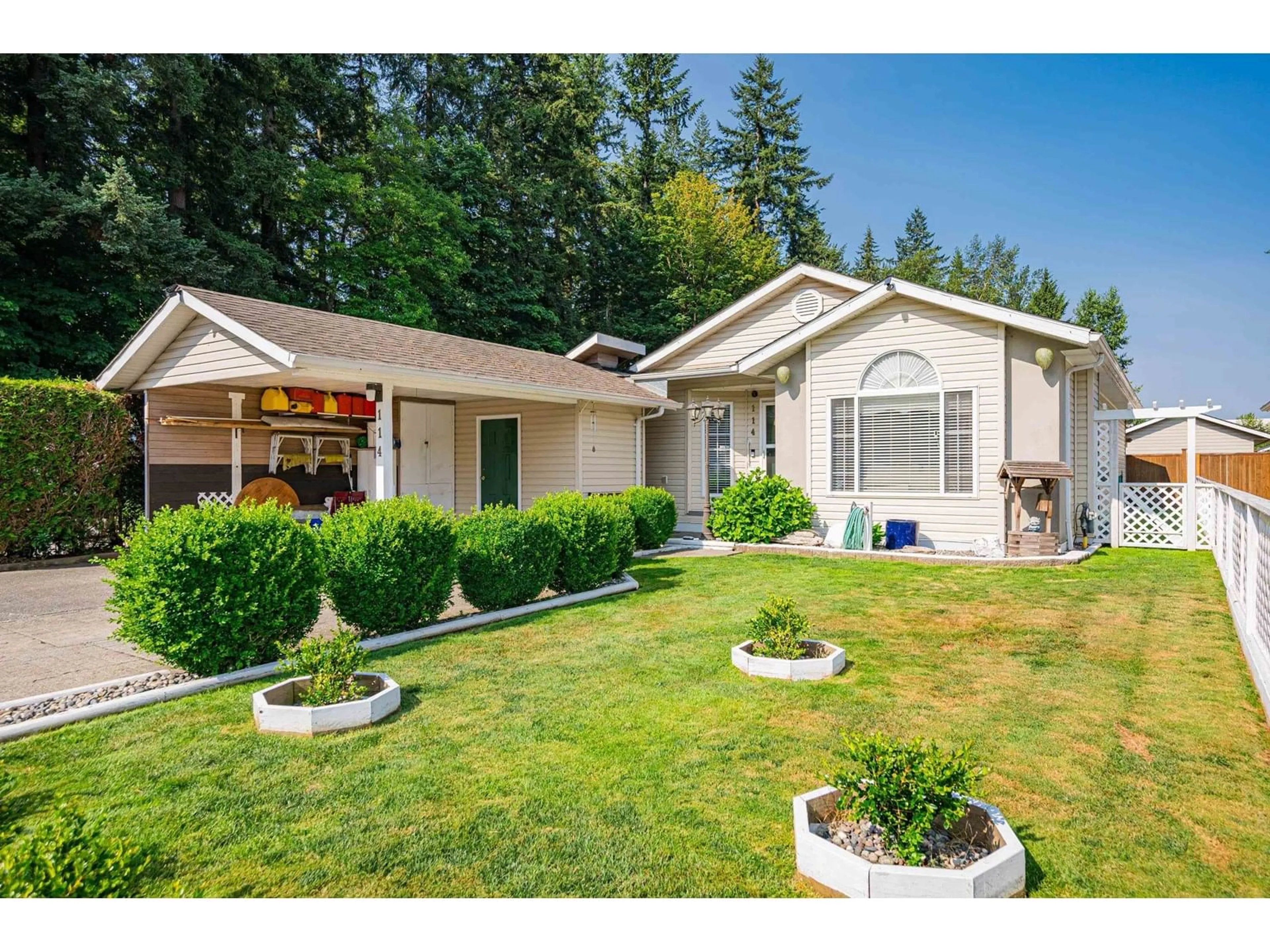 Home with vinyl exterior material, unknown for 114 - 9080 198, Langley British Columbia V1M3A8