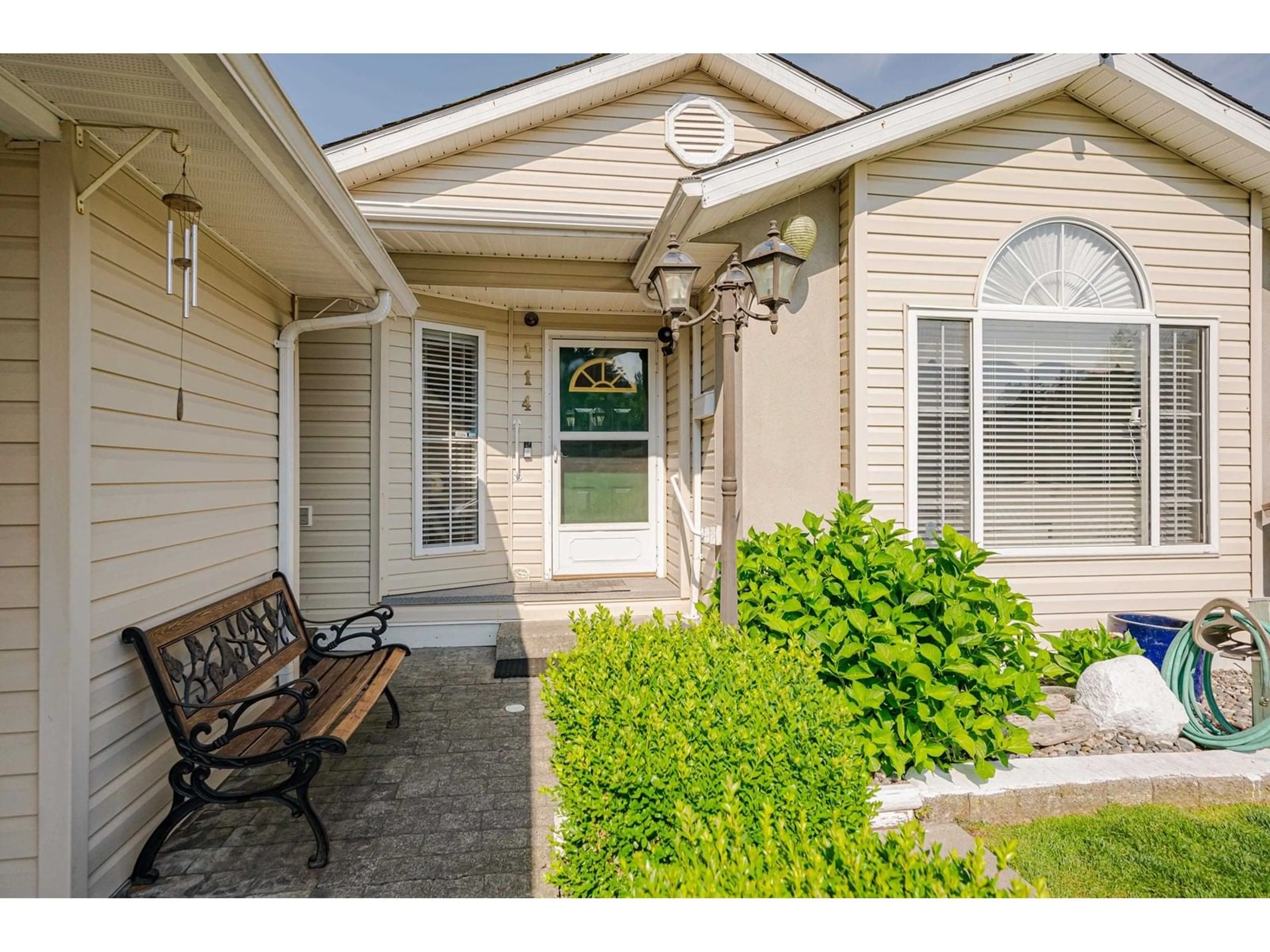Indoor entryway for 114 - 9080 198, Langley British Columbia V1M3A8