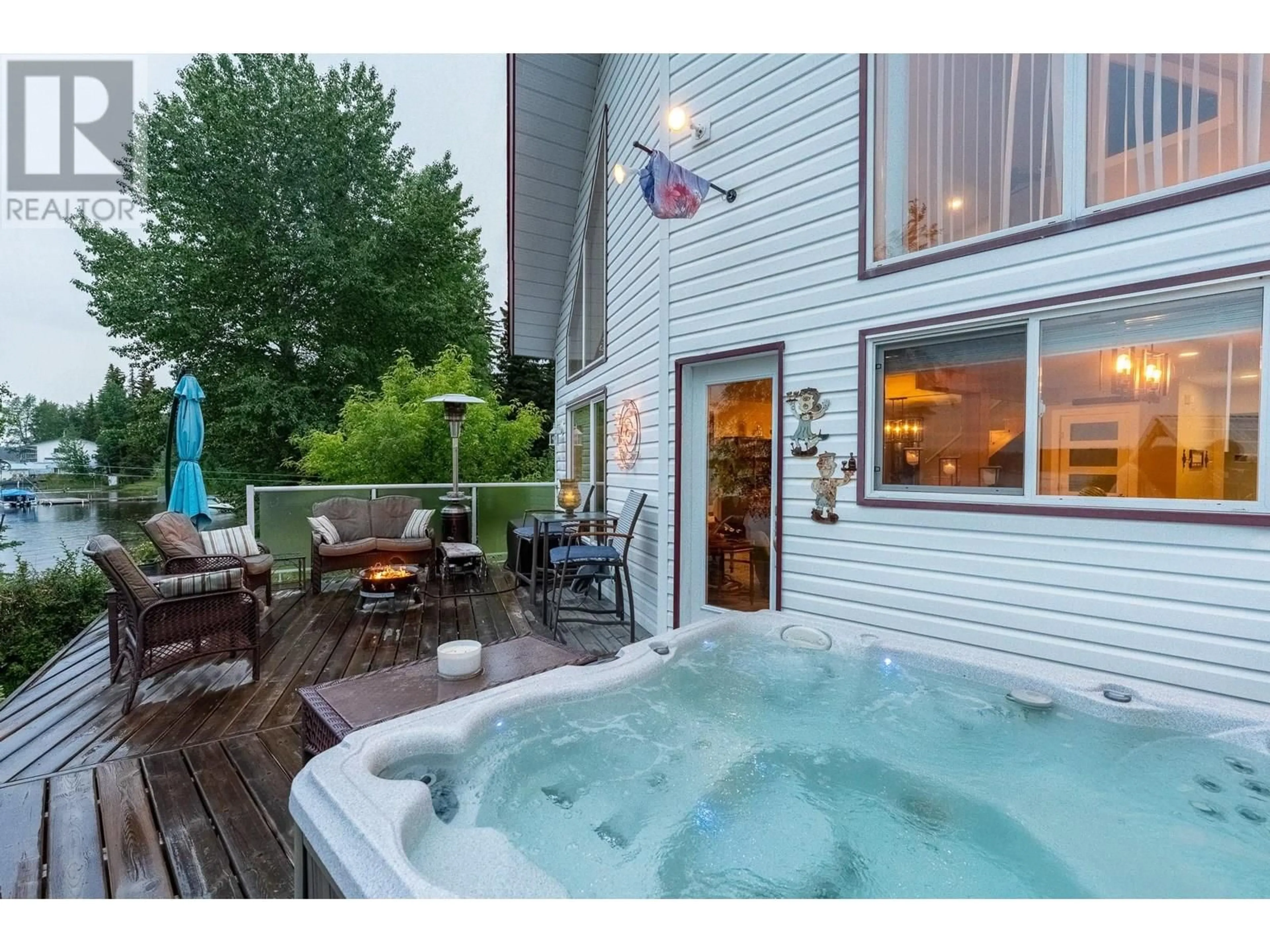 Patio, water/lake/river/ocean view for 50465 LAKES ROAD, Cluculz Lake British Columbia V0J3A3