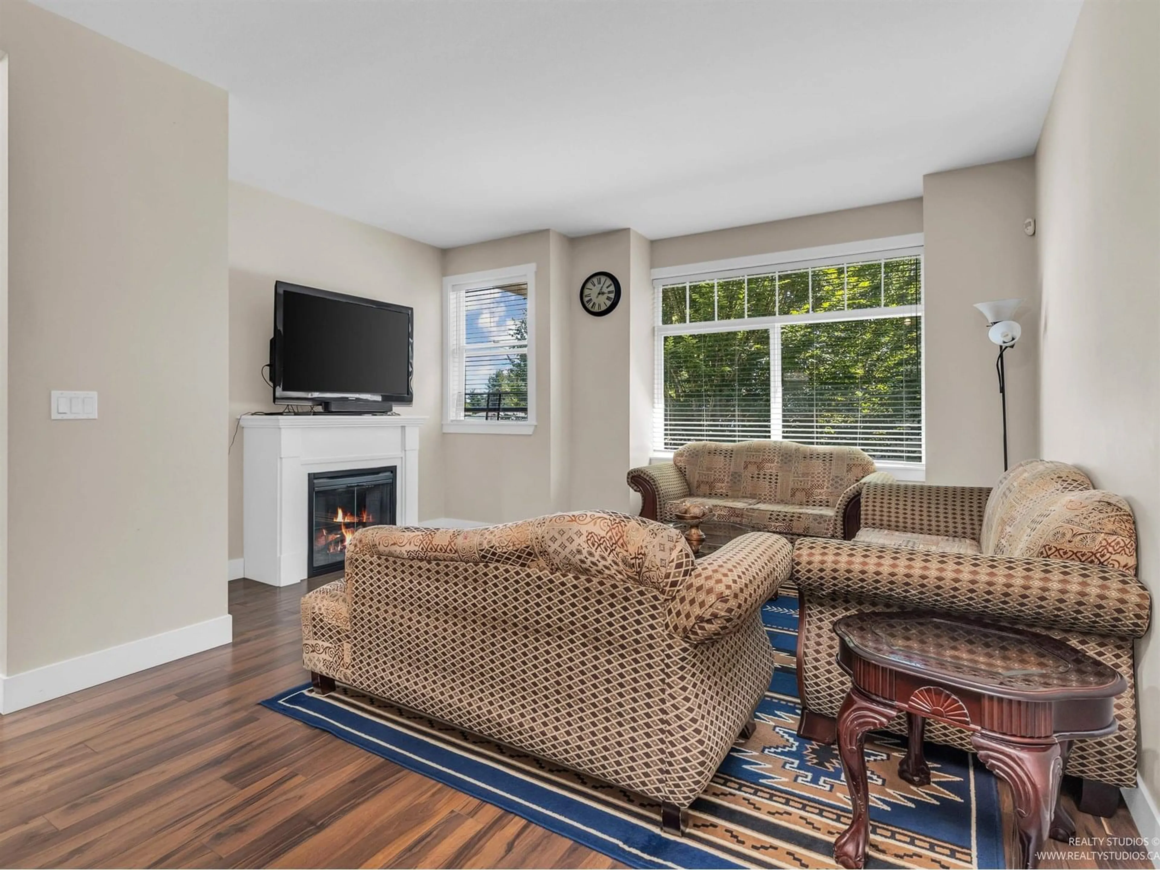 Living room with furniture, unknown for 44 - 8277 161, Surrey British Columbia V4N0N3