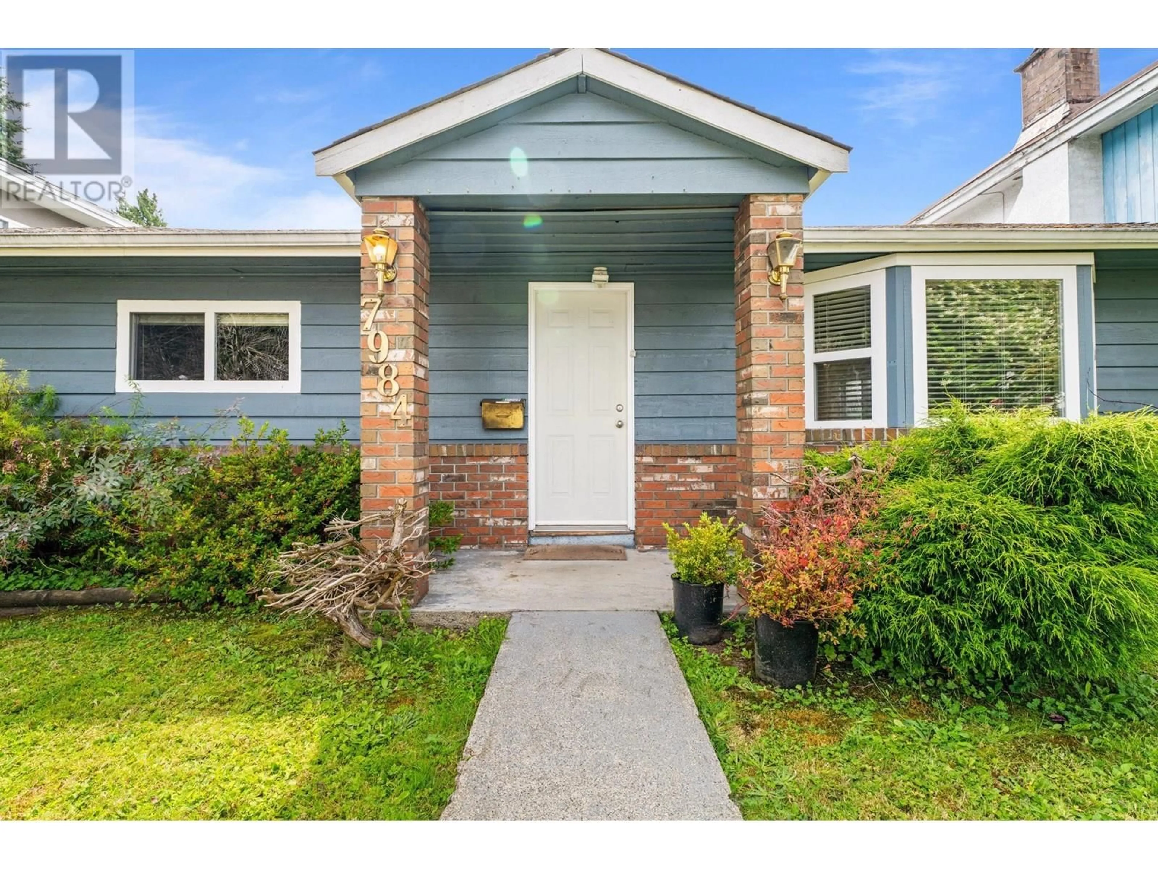Unknown for 7984 18TH AVENUE, Burnaby British Columbia V3N1J6