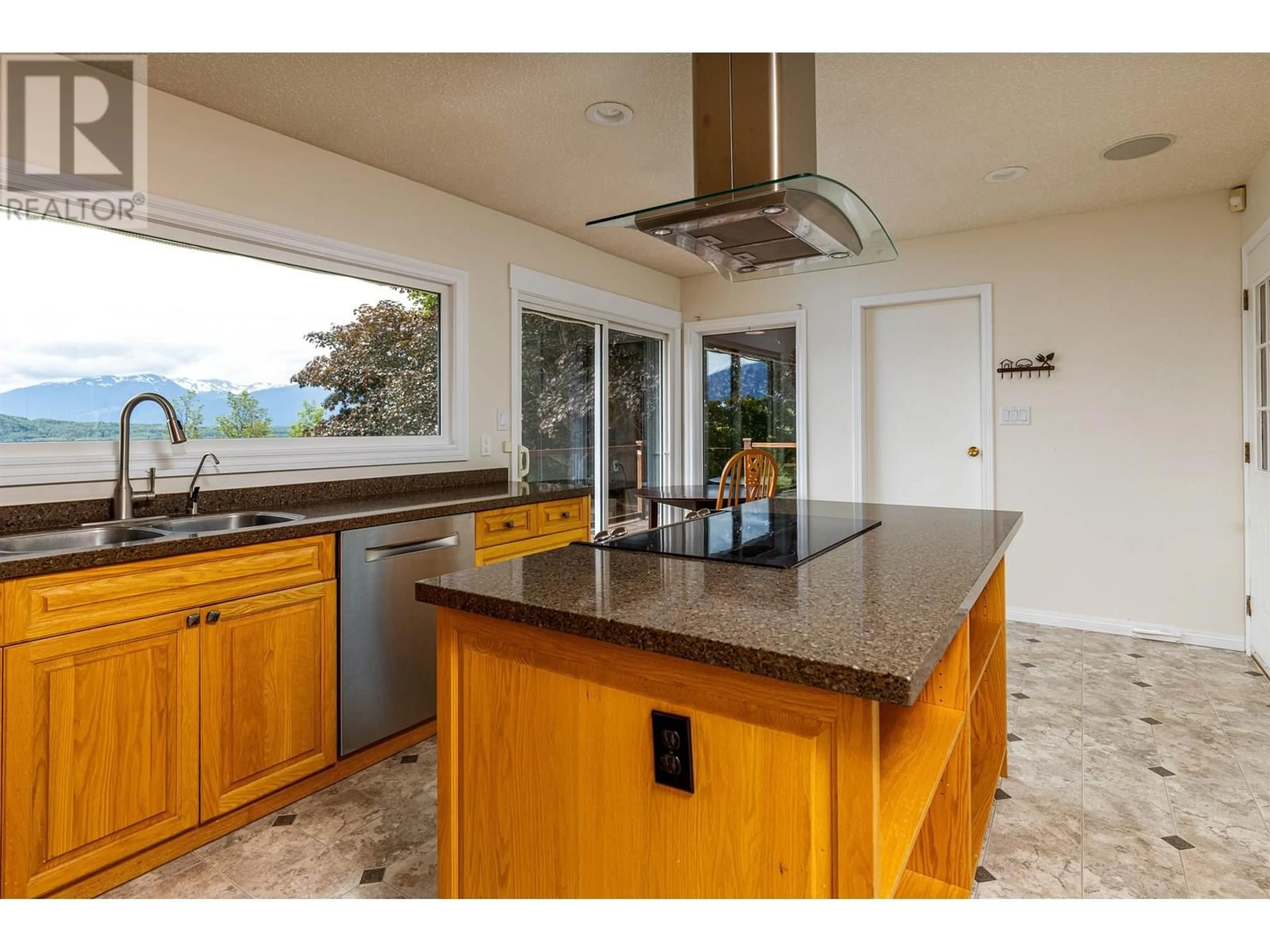Open concept kitchen, ceramic/tile floor for 4323 BIRCH AVENUE, Terrace British Columbia V8G1X2