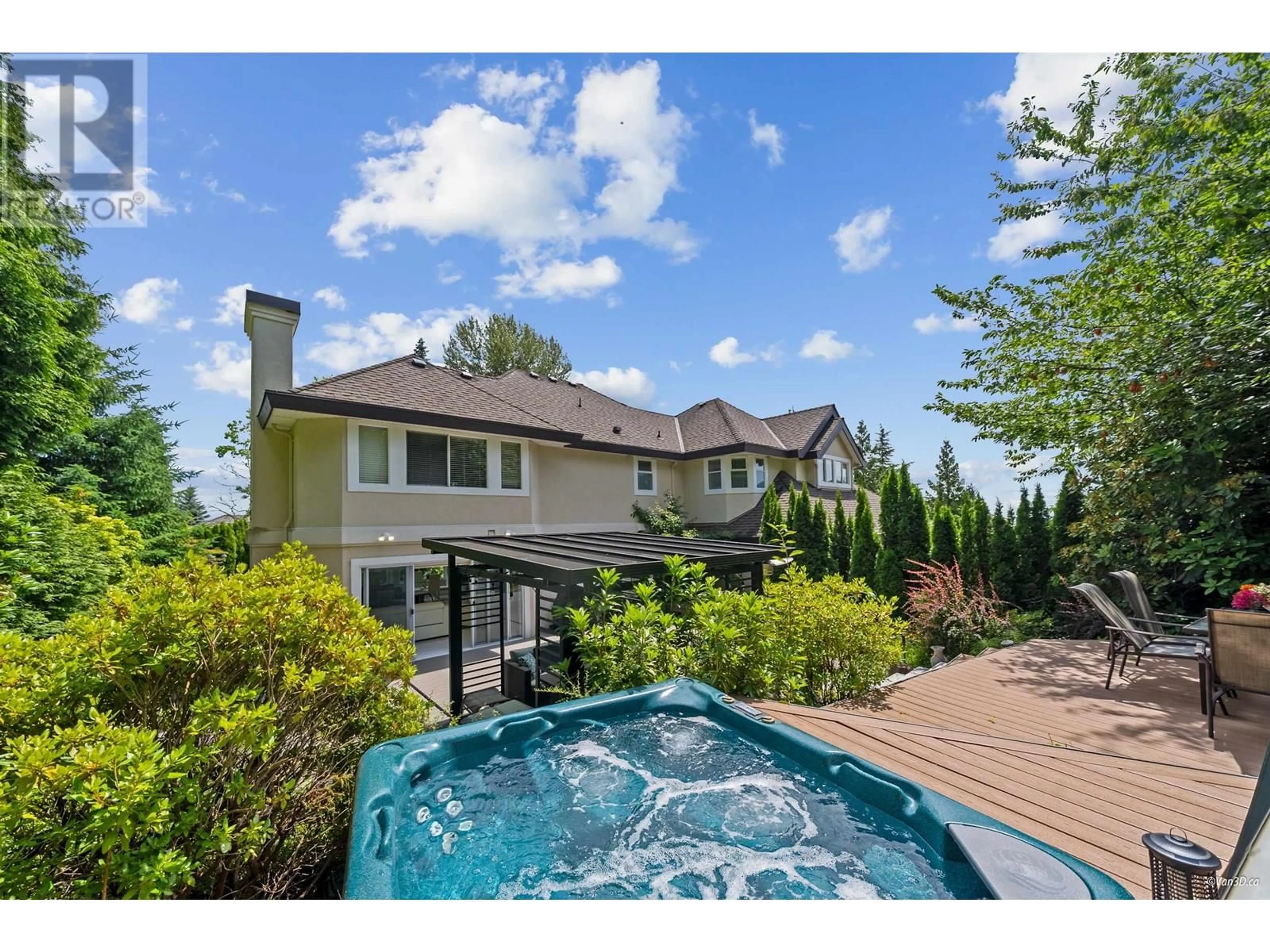 Unknown for 1532 PARKWAY BOULEVARD, Coquitlam British Columbia V3E2V7