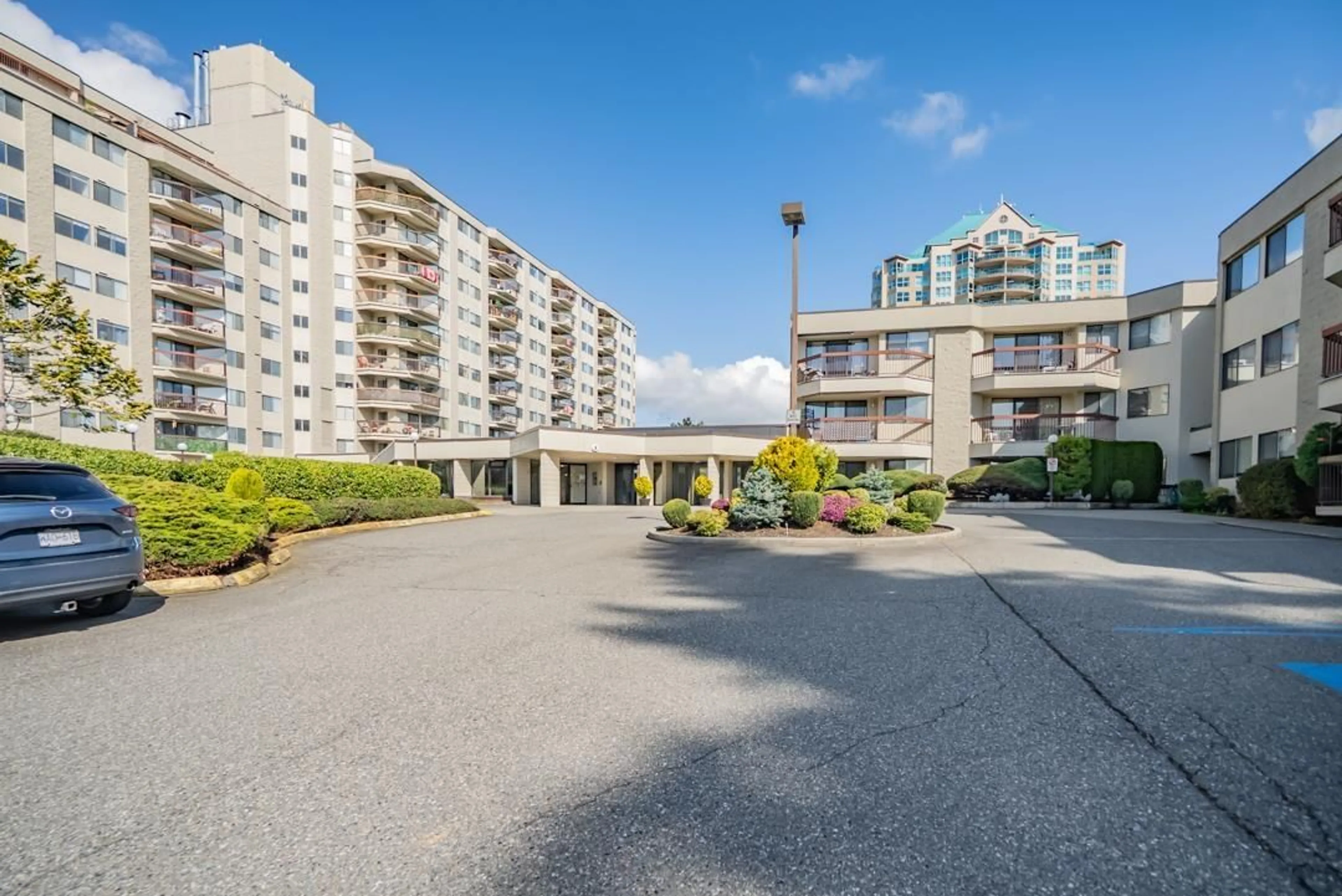 Patio, unknown for 604 - 31955 OLD YALE, Abbotsford British Columbia V2T4N1