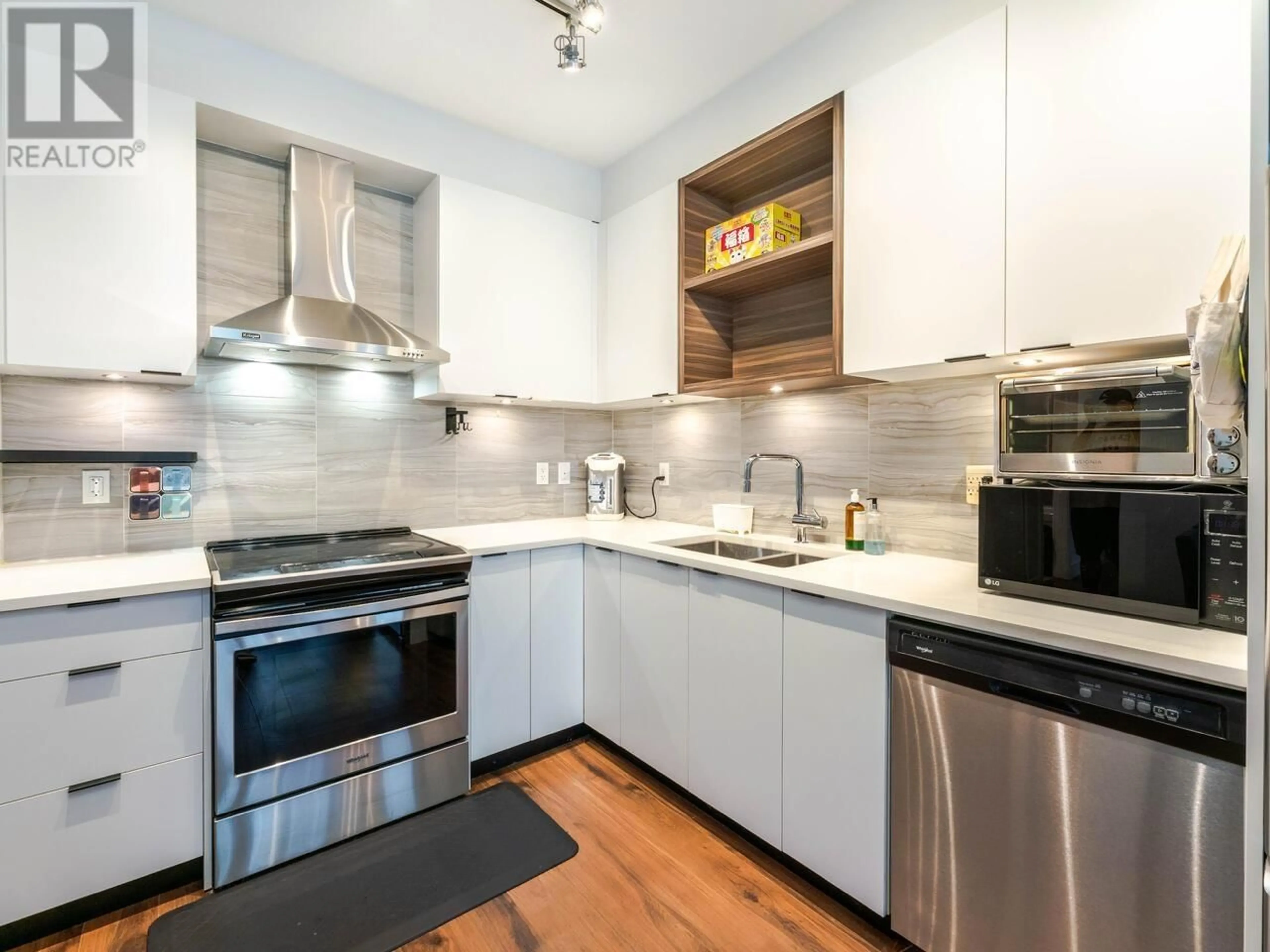 Unknown for 361 - 5355 LANE STREET, Burnaby British Columbia V5H0H1
