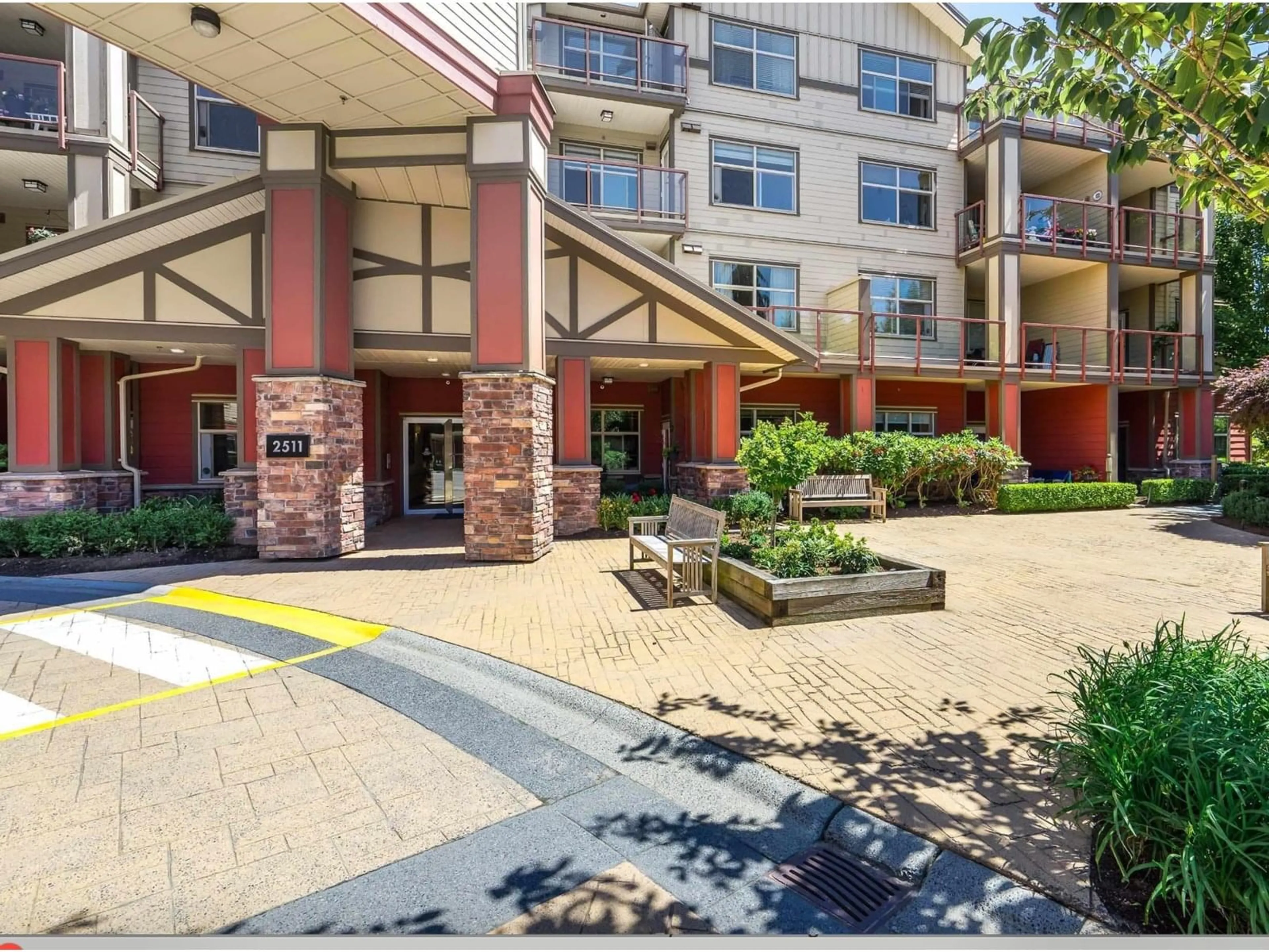 Unknown for 415 - 2511 KING GEORGE, Surrey British Columbia V4P0C7