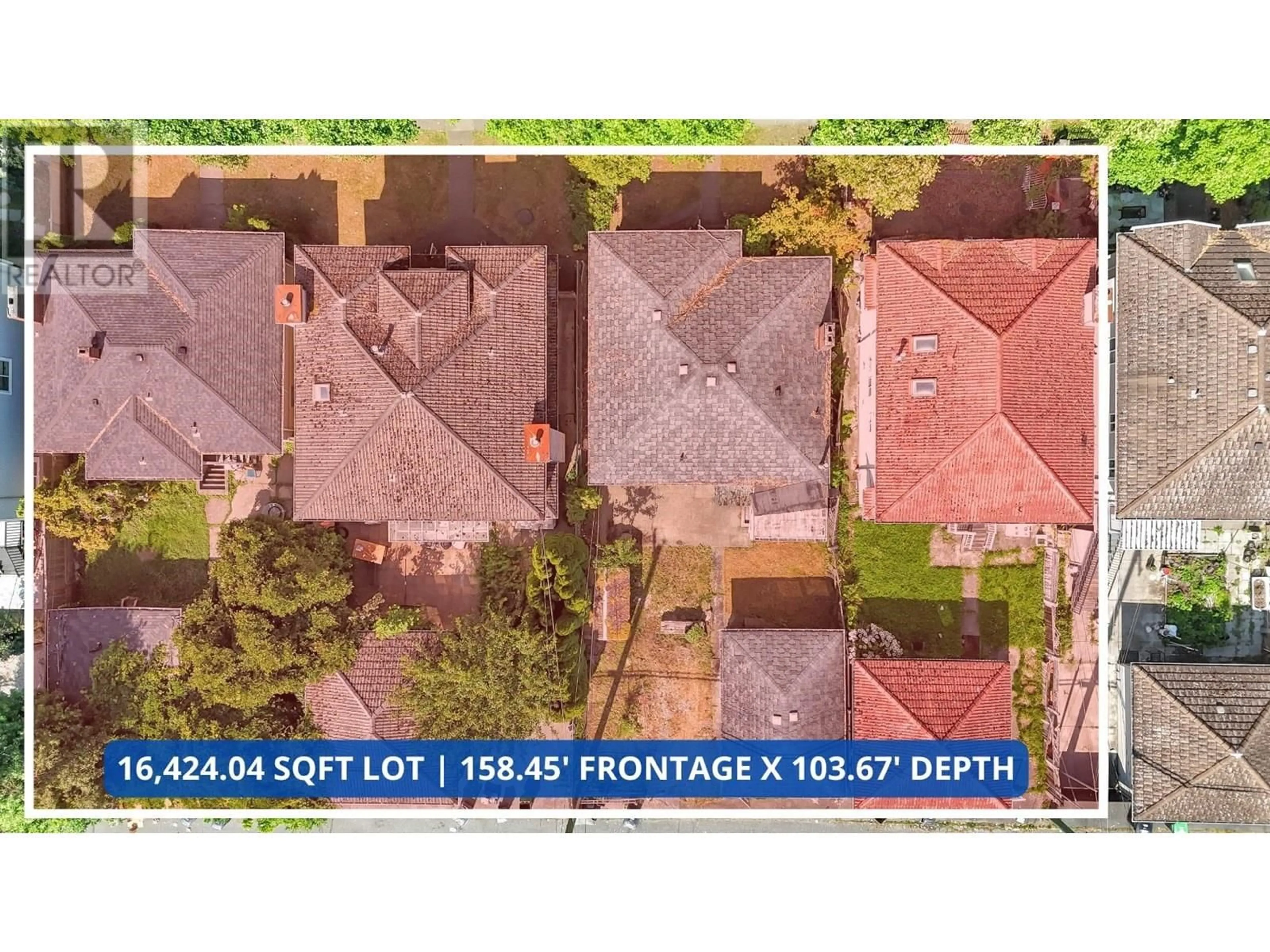 A pic from outside/outdoor area/front of a property/back of a property/a pic from drone, street for 5338 CHAMBERS STREET, Vancouver British Columbia V5R3M1