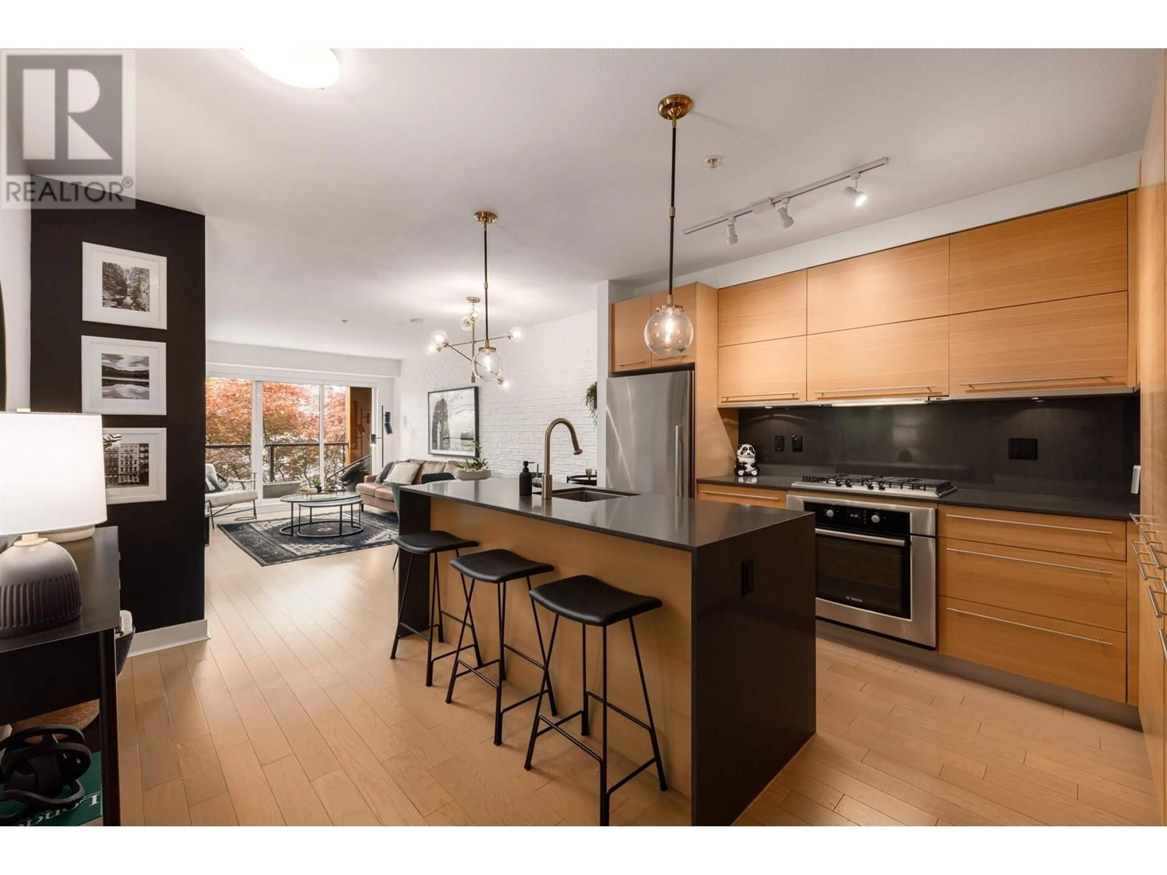 Open concept kitchen, unknown for 203 - 2020 12TH AVENUE, Vancouver British Columbia V6J0C5