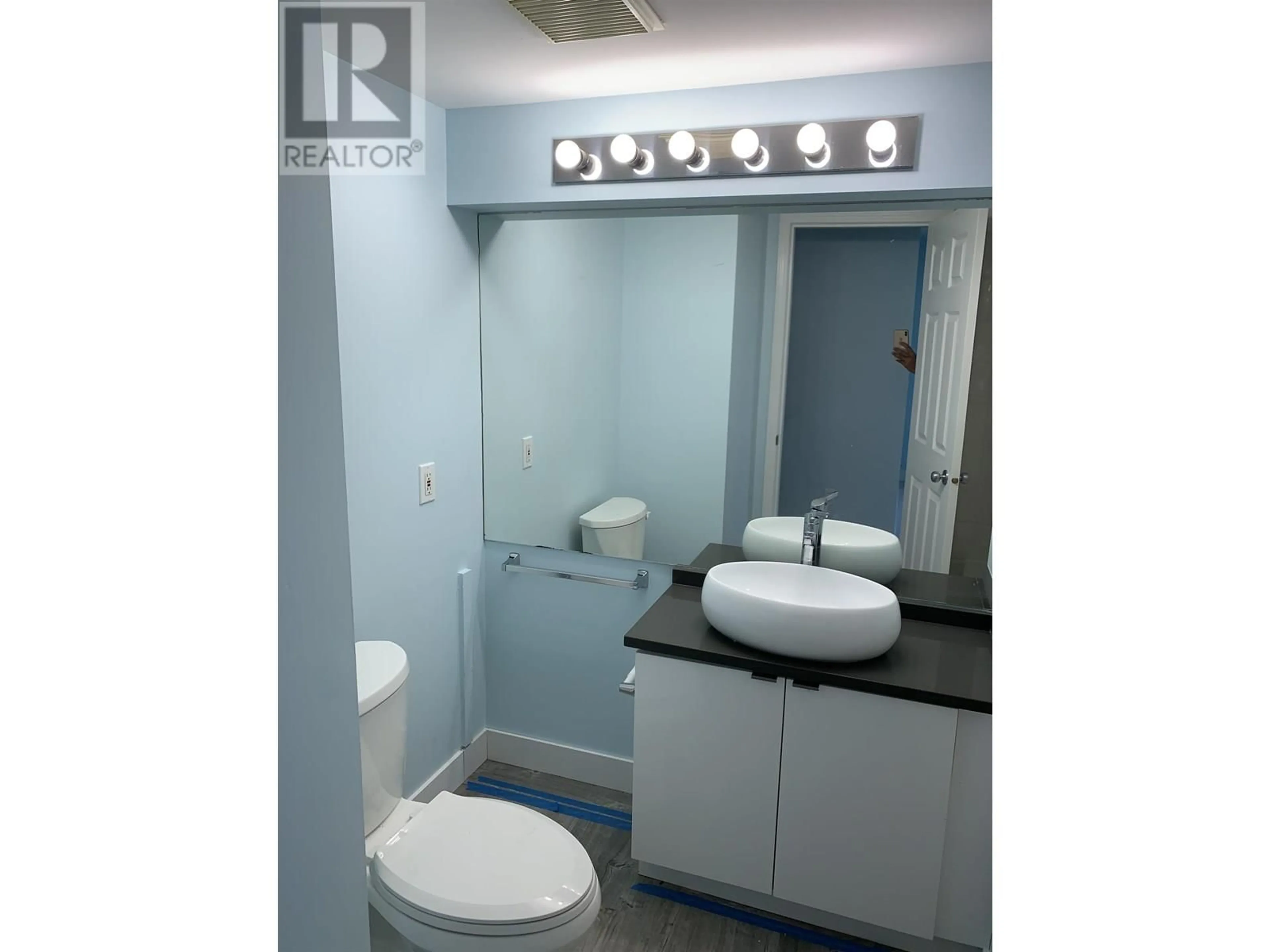 Standard bathroom, unknown for 803 - 1148 HEFFLEY CRESCENT, Coquitlam British Columbia V3B8A6