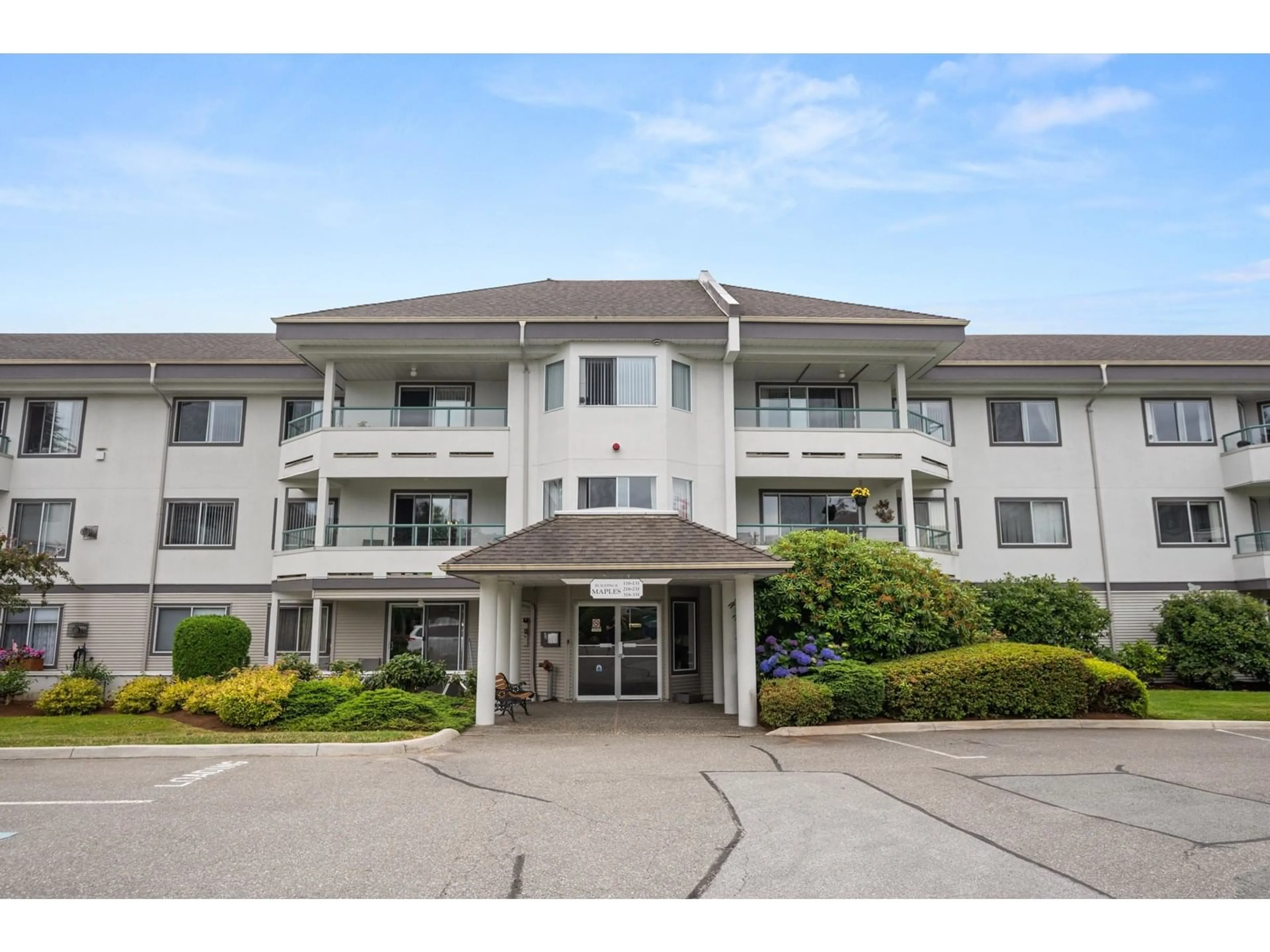 Unknown for 122 - 2451 GLADWIN, Abbotsford British Columbia V2T3N8