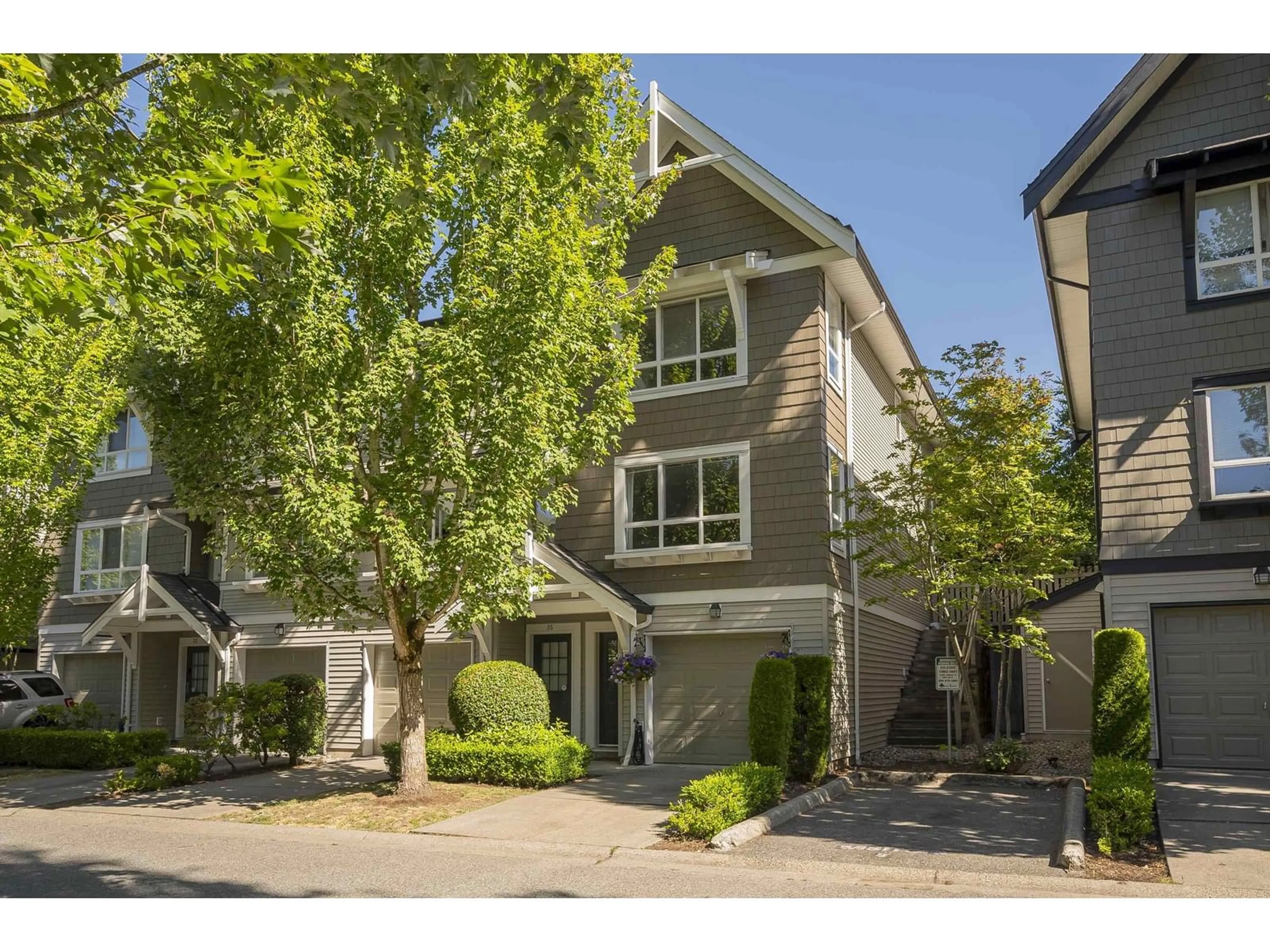 Unknown for 36 - 6747 203, Langley British Columbia V2Y3B5