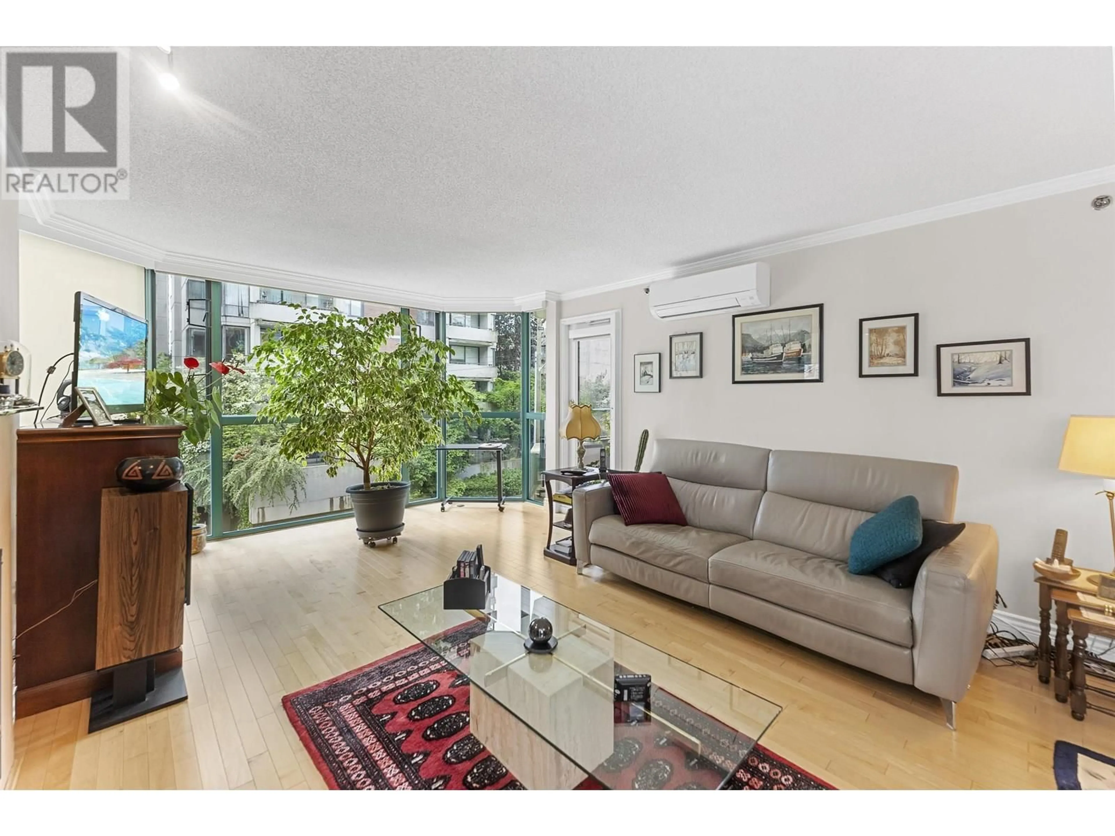 Living room with furniture, unknown for 401 - 1132 HARO STREET, Vancouver British Columbia V6E1C9